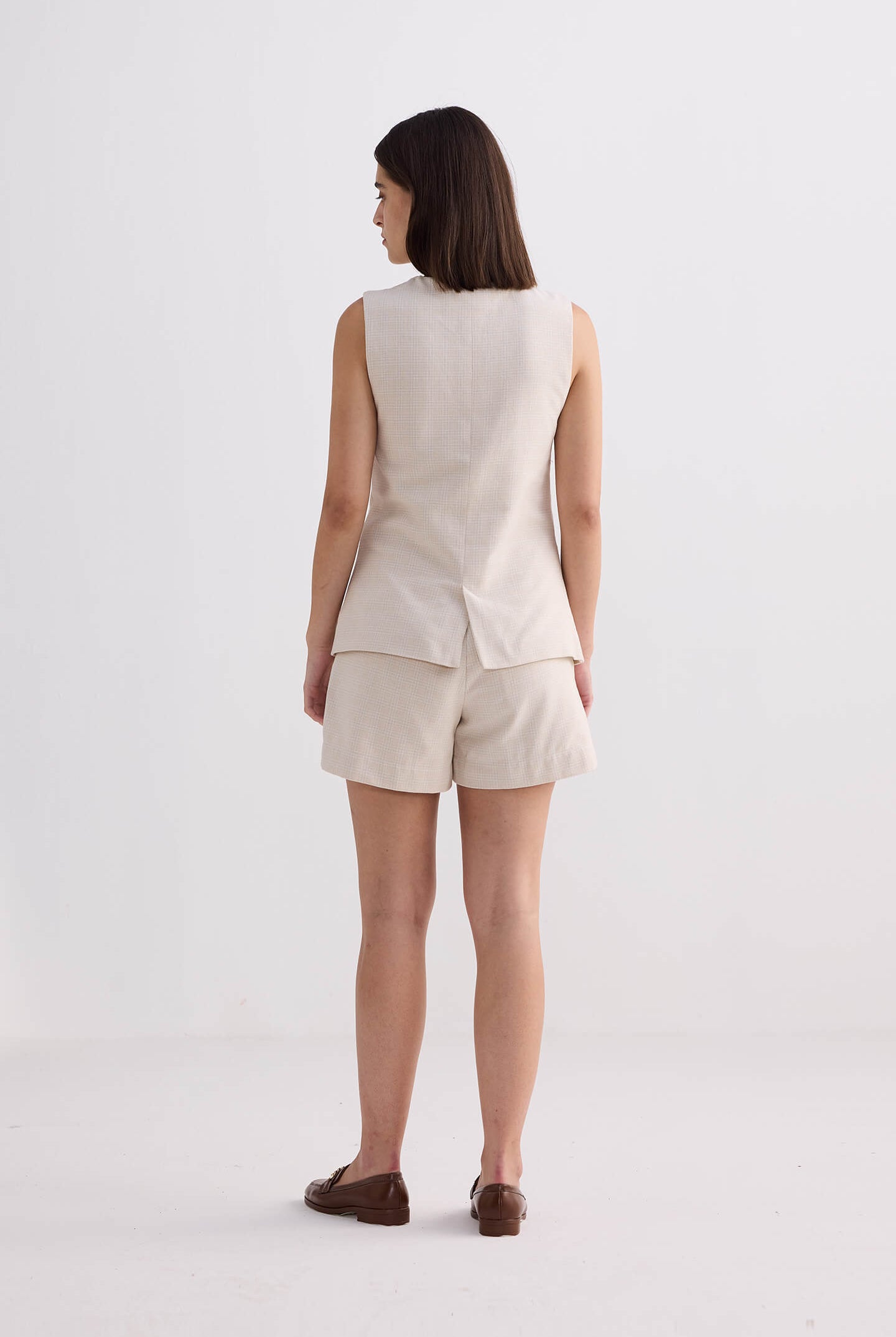 Cotton Tweed Shorts in Cream Longshot