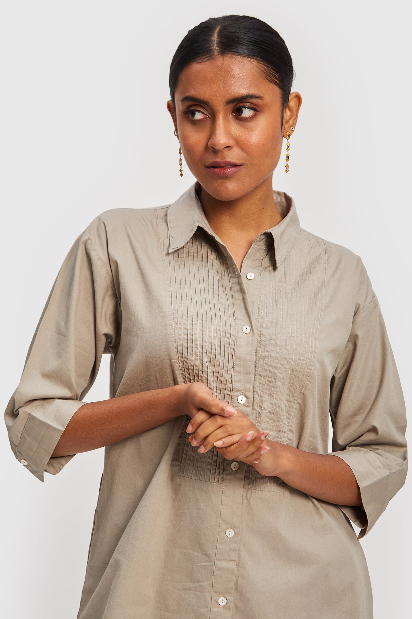 ALL-IN-ONE-ECRU-SHIRT-1