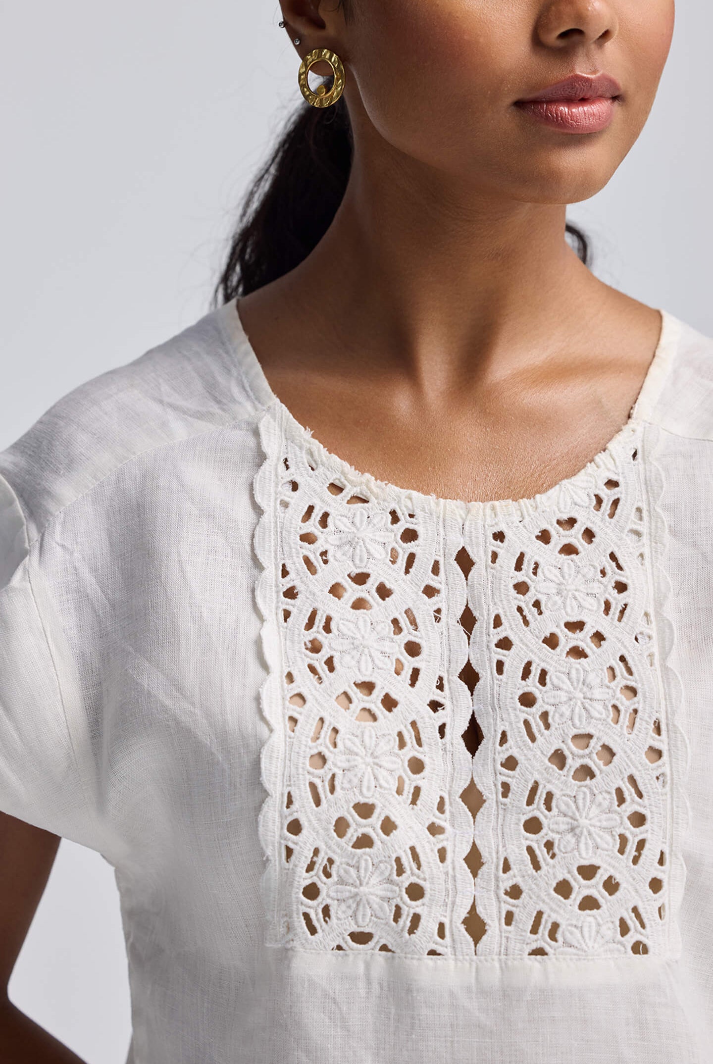 Boxy shirt with Embroidered Lace Detail Closeup Shot