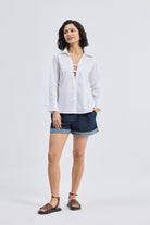 Crisp Details Button-down Shirt in White Longshot