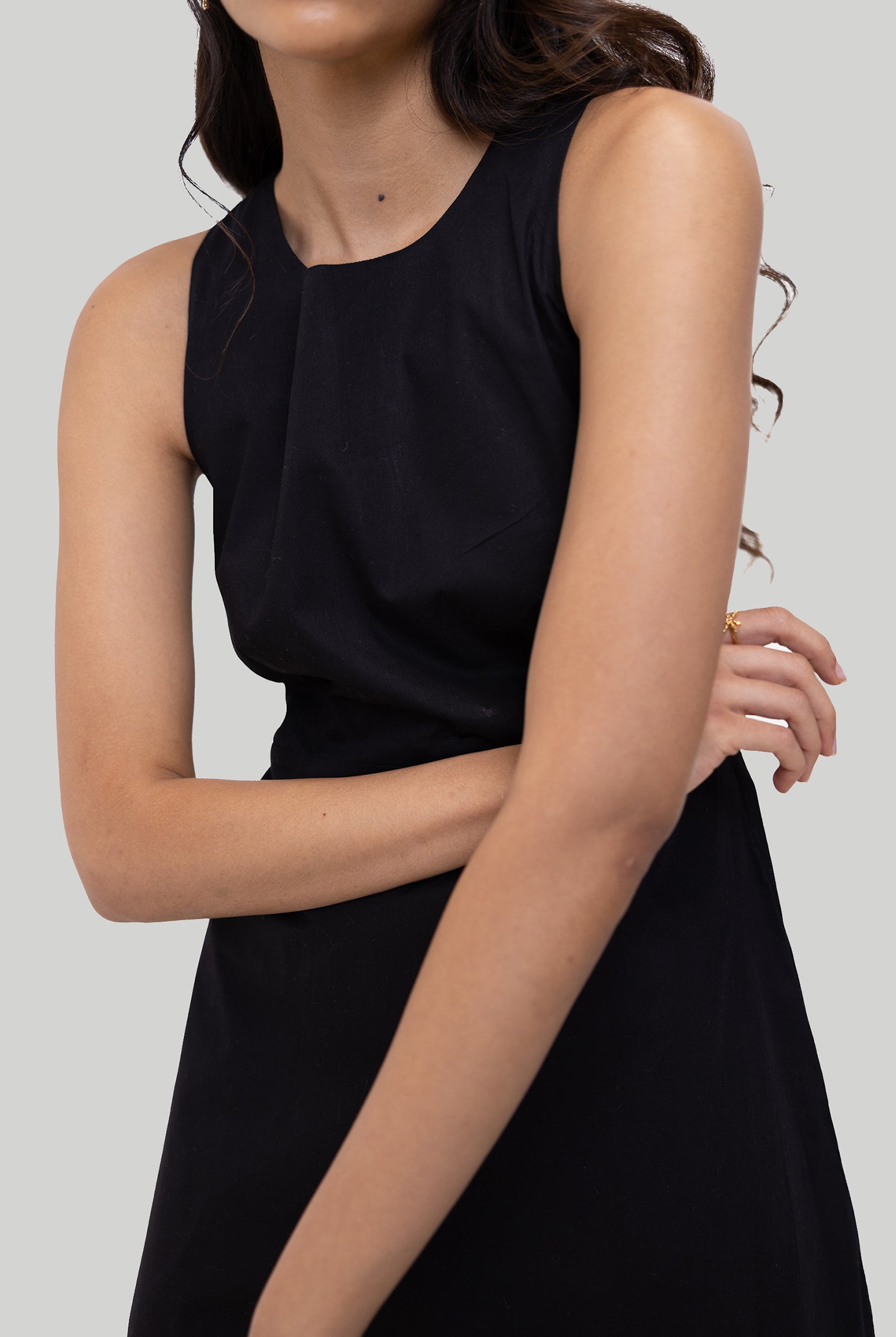 Cross-backMidiDress-Black-3