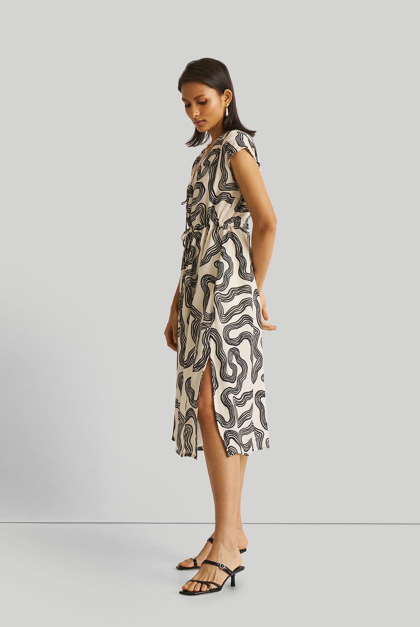 DeepV-neckGatheredDress-7