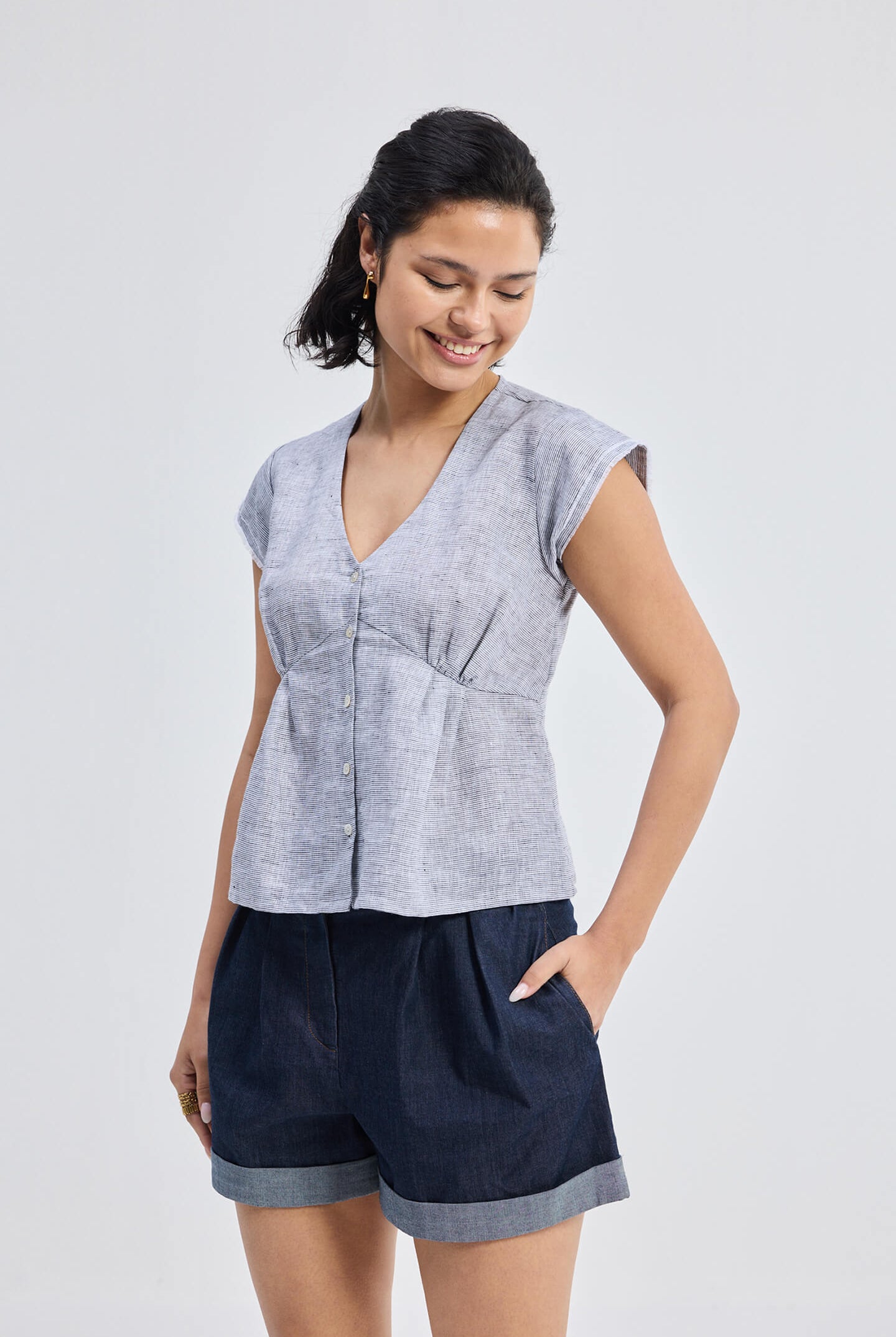 Deep V-neck short top in Linen Stripes Longshot