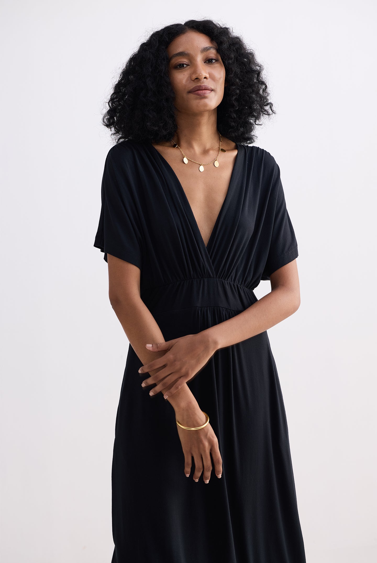 Flowy A-Line Maxi Dress with Side Slits in Black Longshot
