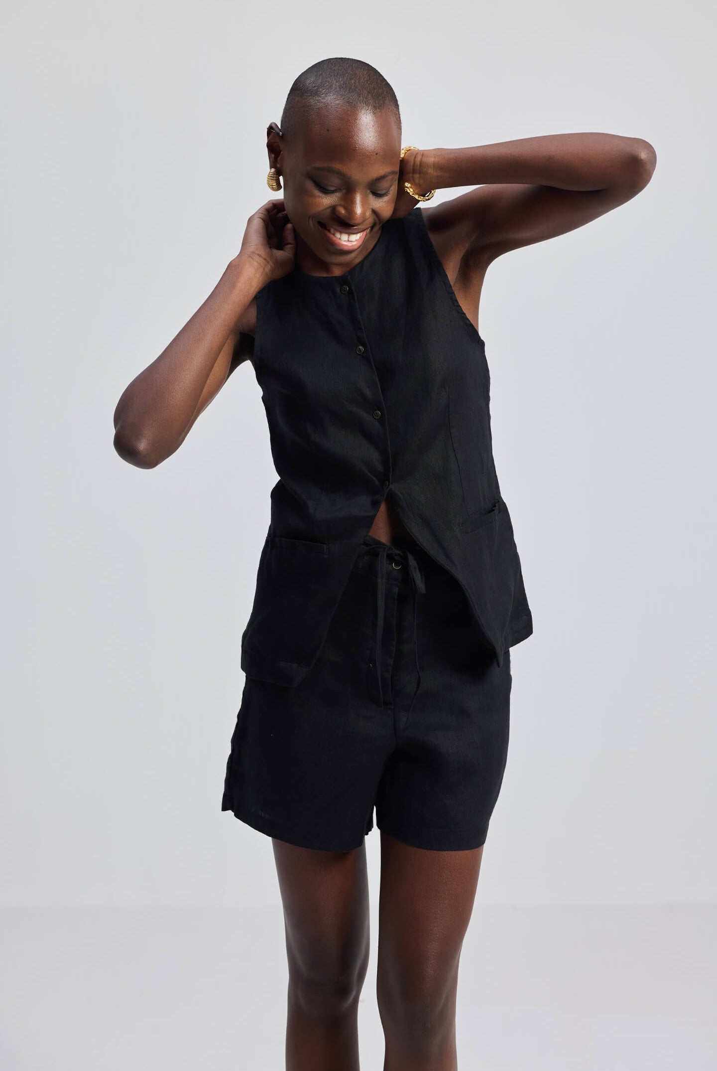 Hemp Shorts in Black Longshot