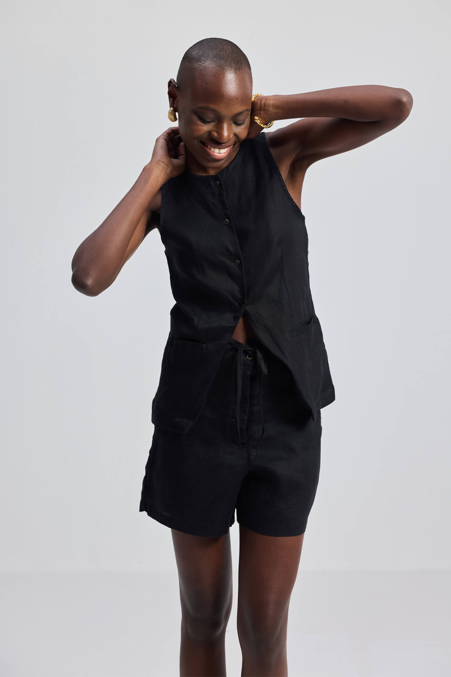 Hemp Shorts in Black Longshot