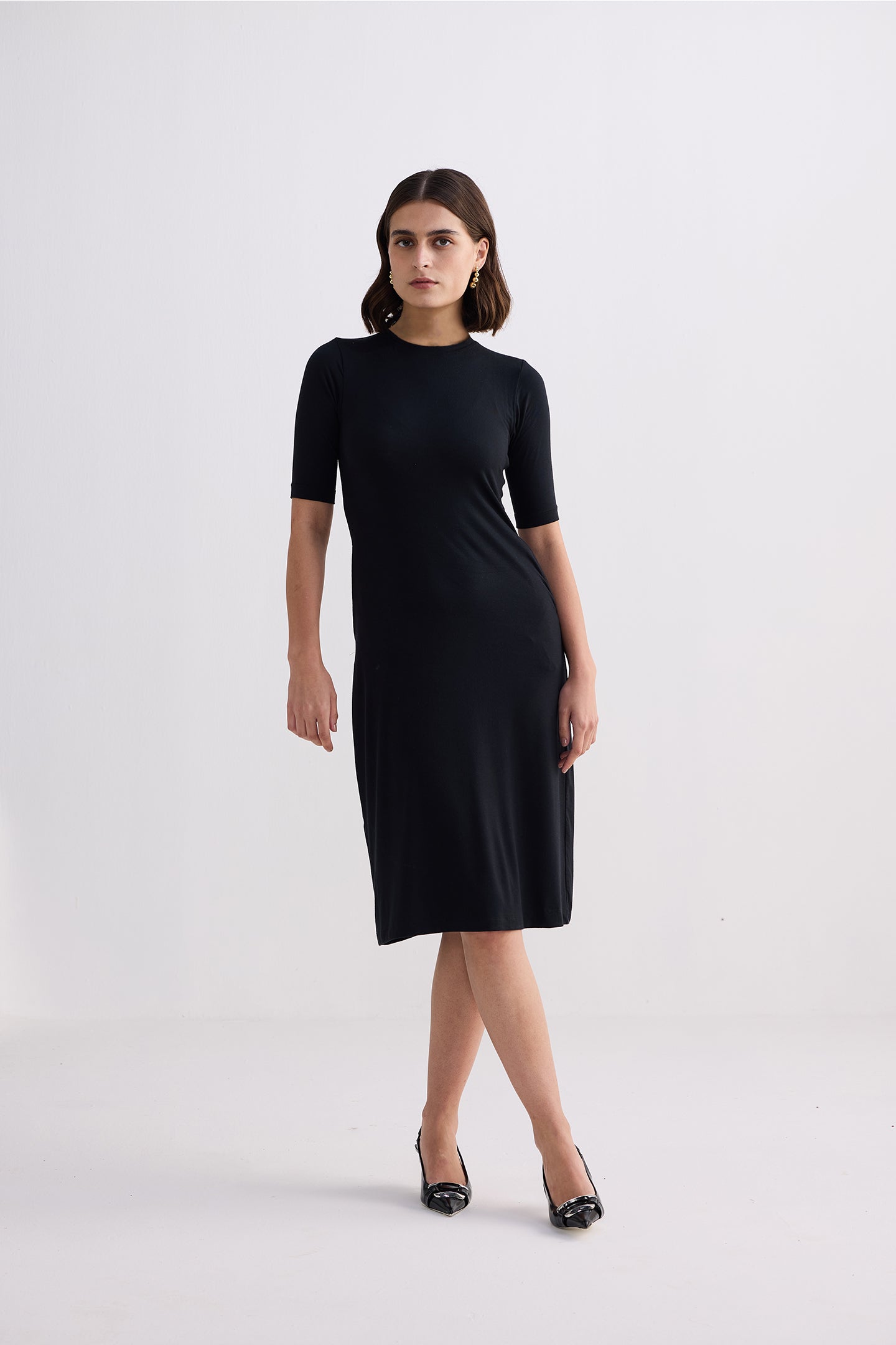 High Crew Neck Elbow Sleeves Fitted Dress in Black Longshot