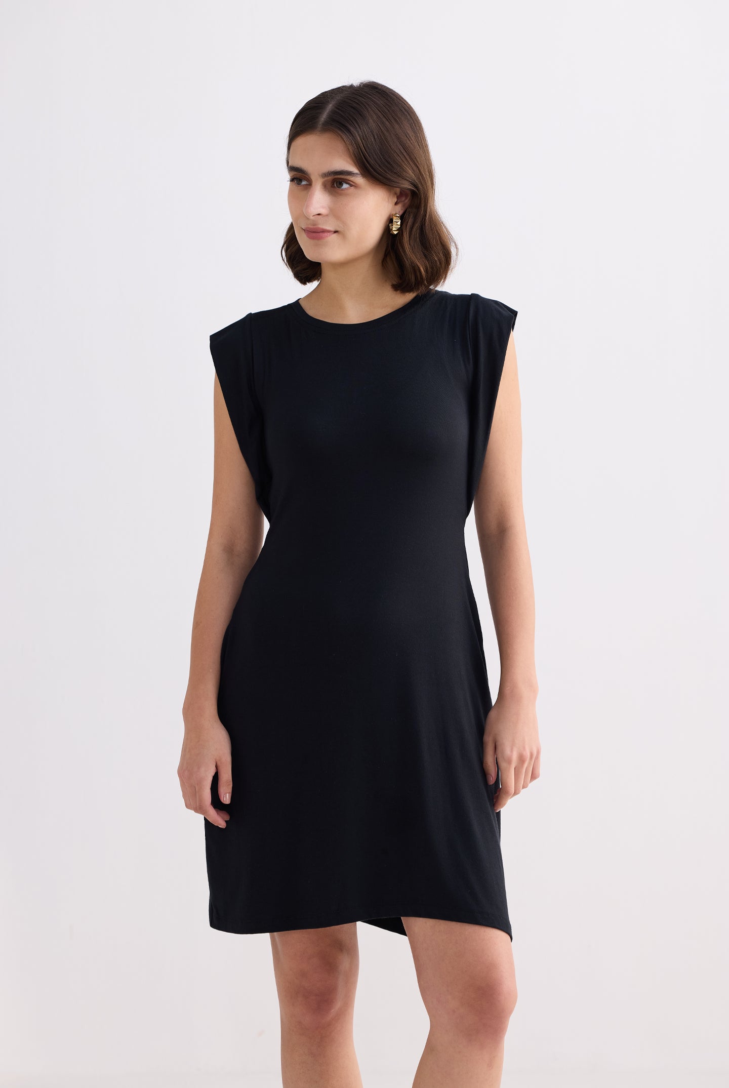 Muscle Tee Short Dress in Black Longshot