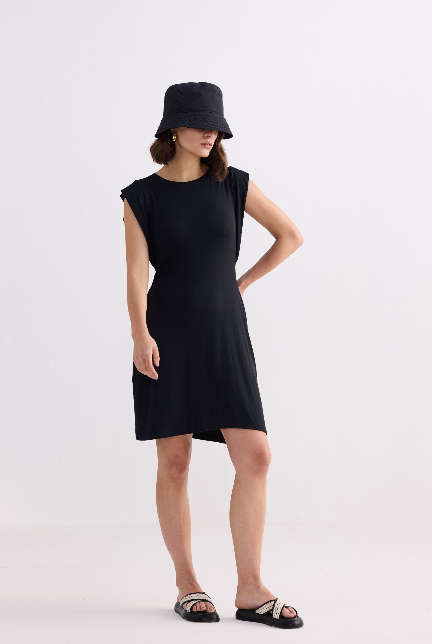 Muscle Tee Short Dress in Black Longshot