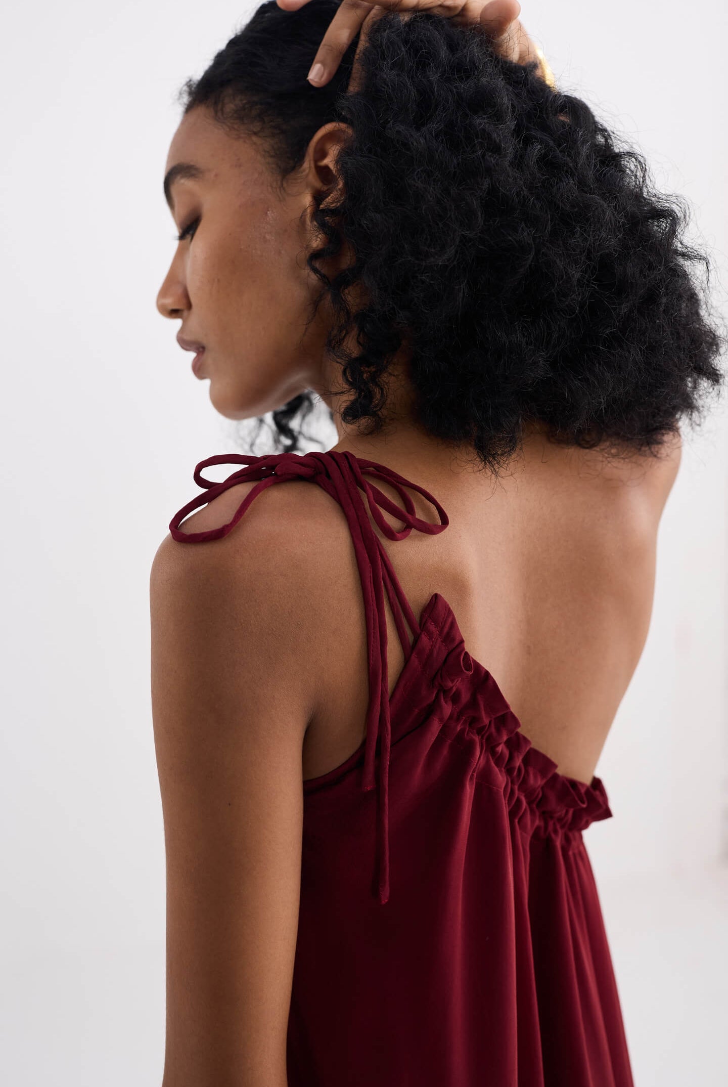 One-shoulder Midi dress in Burgundy Longshot
