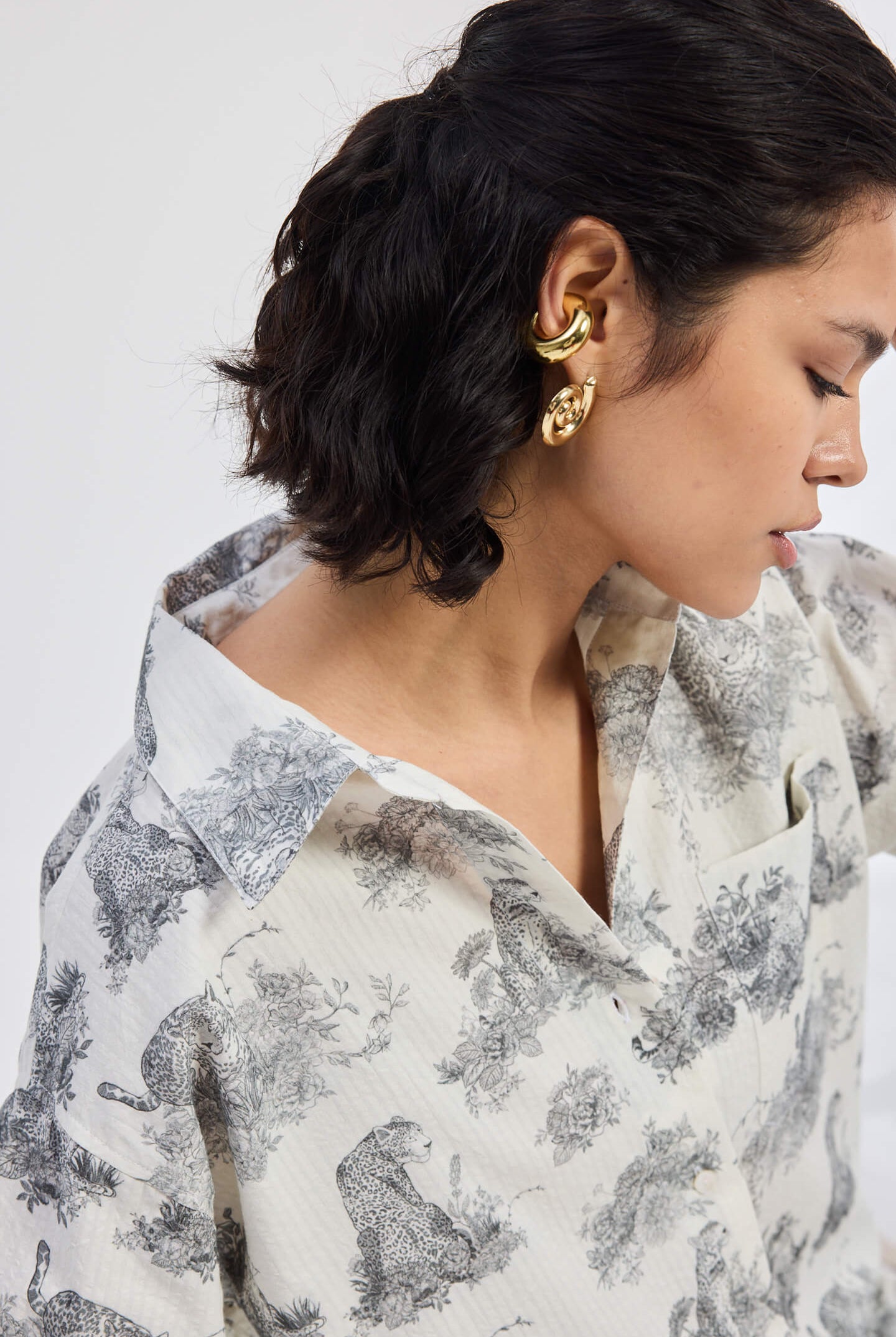 Oversized High-Low Shirt in Animal print