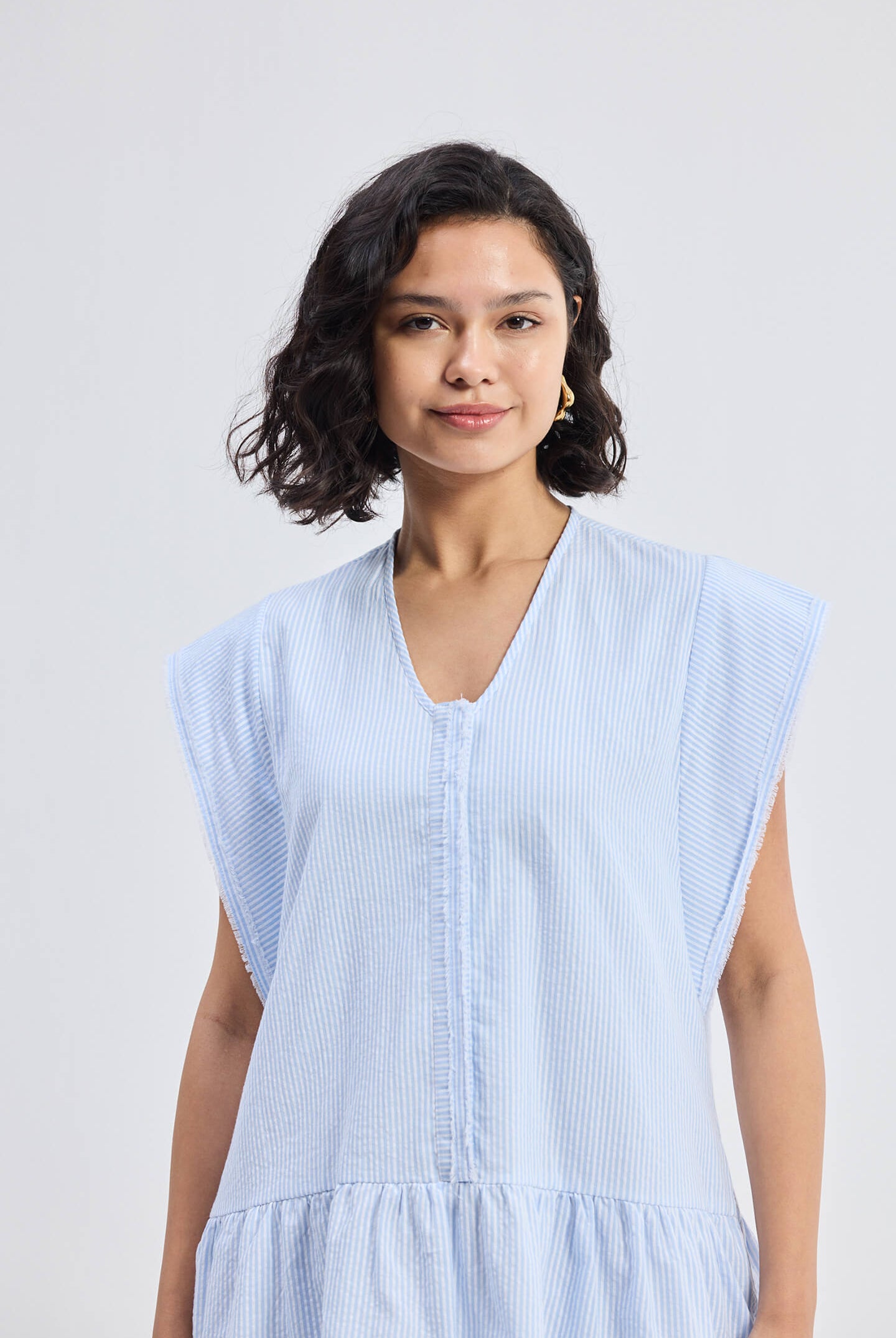 Oversized V neck Short Dress with Frayed Sleeves Medium Shot