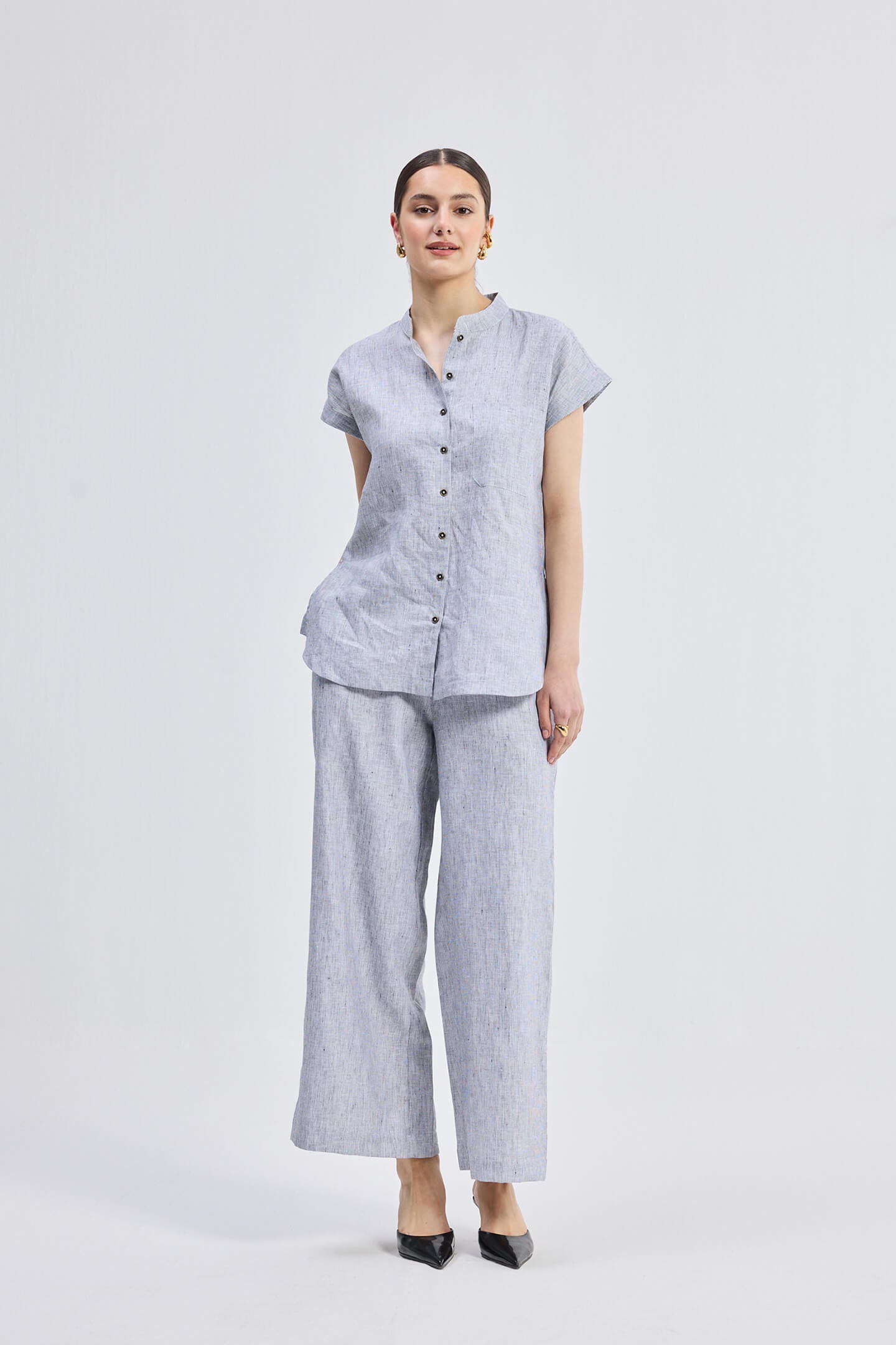 Relaxed-fit Shirt in Linen Stripes