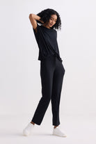 Relaxed Tee in Black Longshot