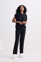 Relaxed Tee in Black Longshot