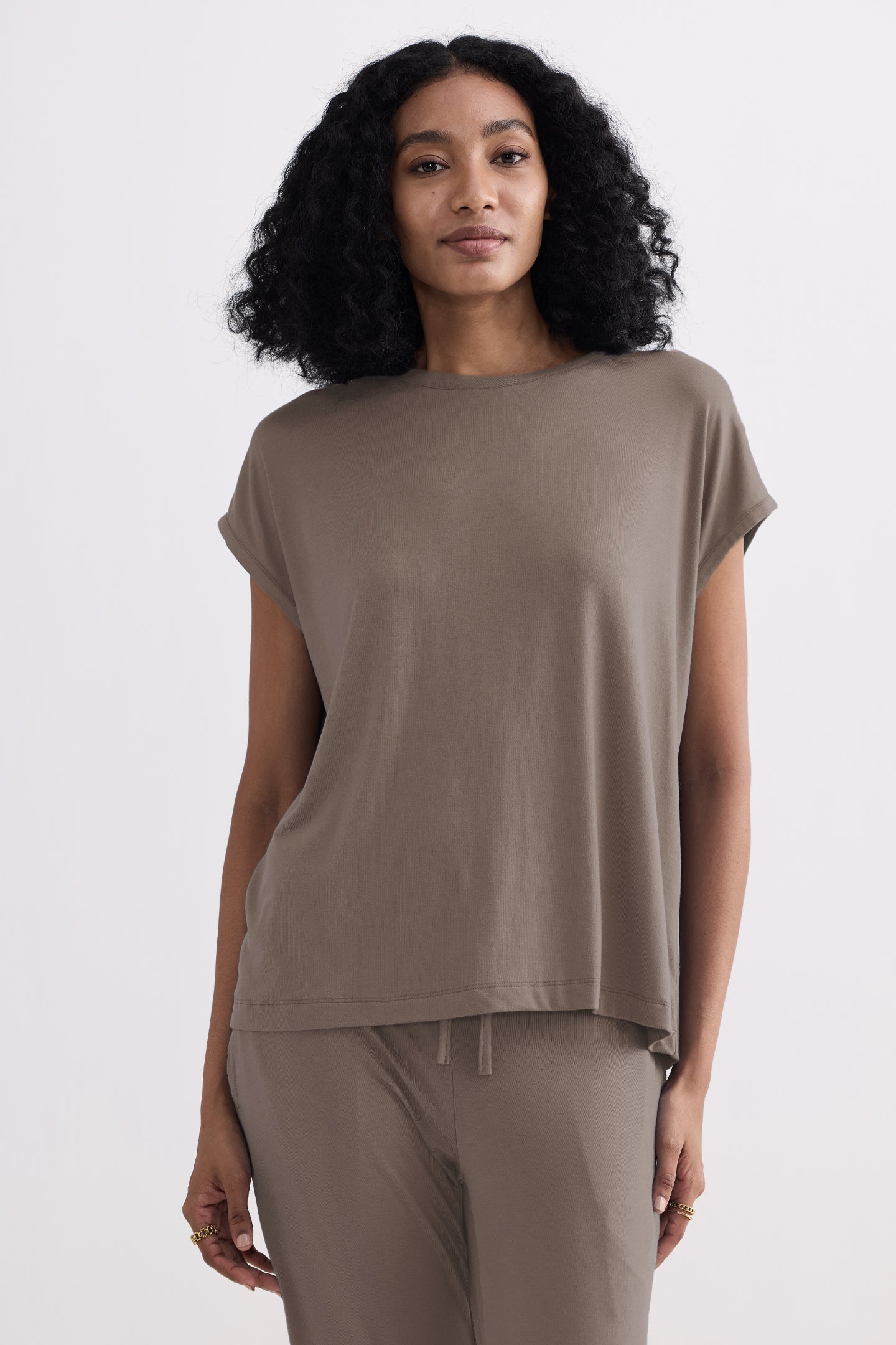 Soft earth grey relaxed tee for women’s everyday wear