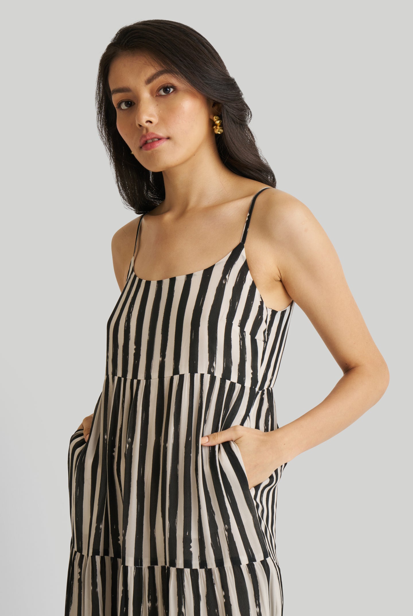 STRAPPYBLACKTIEREDMAXIDRESS12