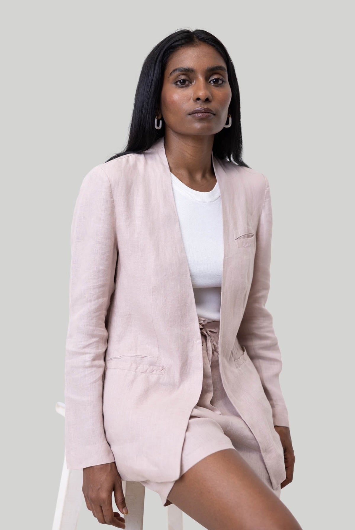 SummerHeatBlazer-LightPink-1_1b490f9e-33af-45e3-99d7-e267fbfc25cd