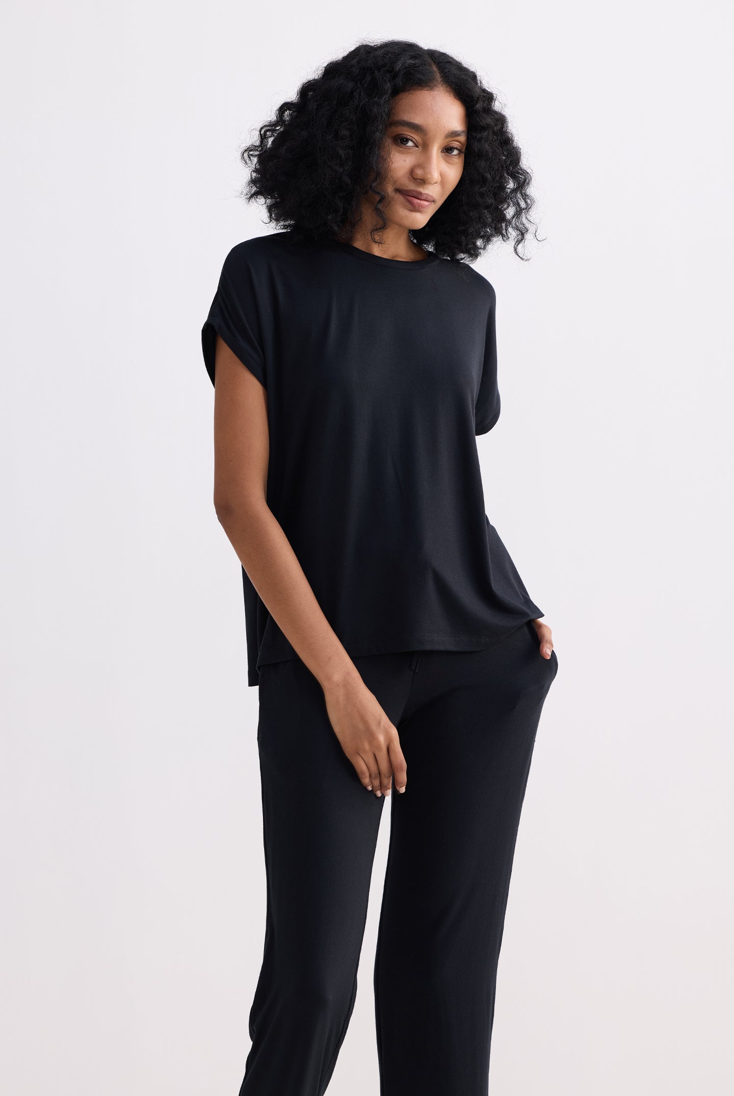 Wide Leg Pant in Black Longshot
