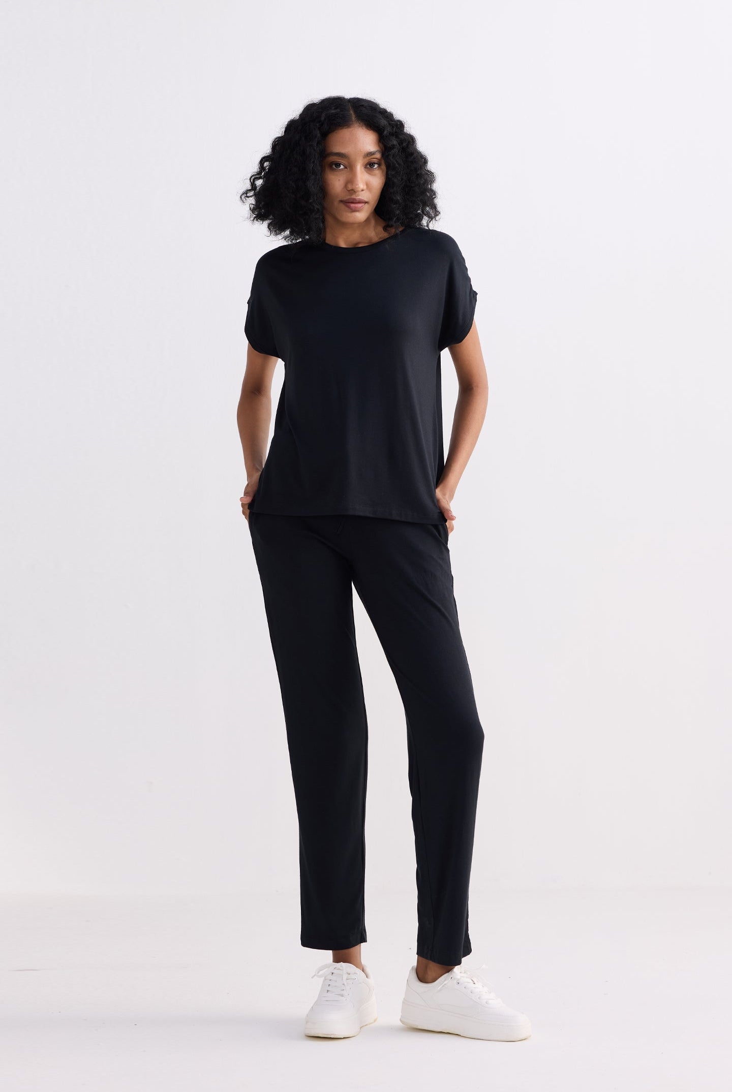 Relaxed Tee Set in Black Longshot