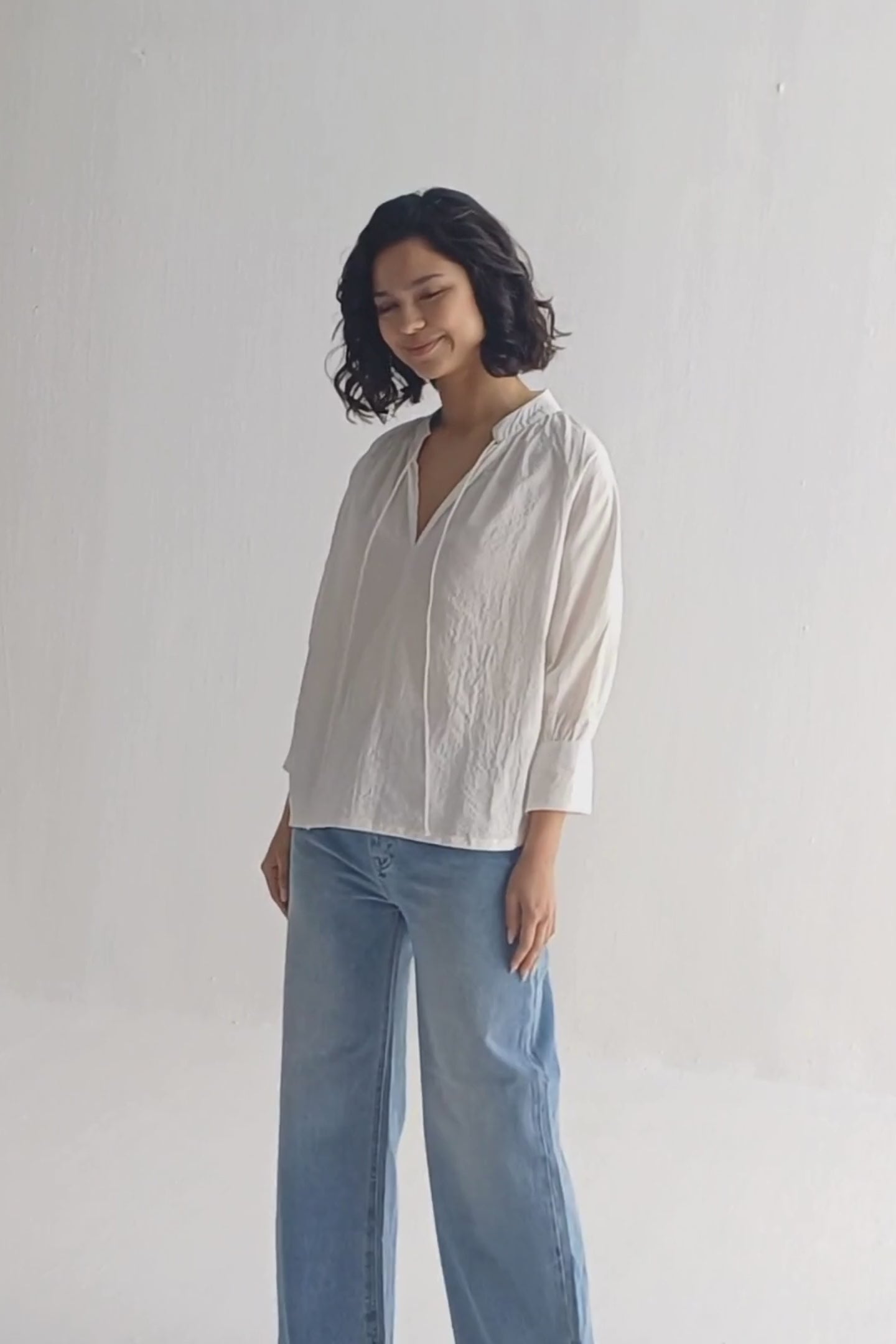 Relaxed Fit Top with Front-tie in Cream Moodshot Video