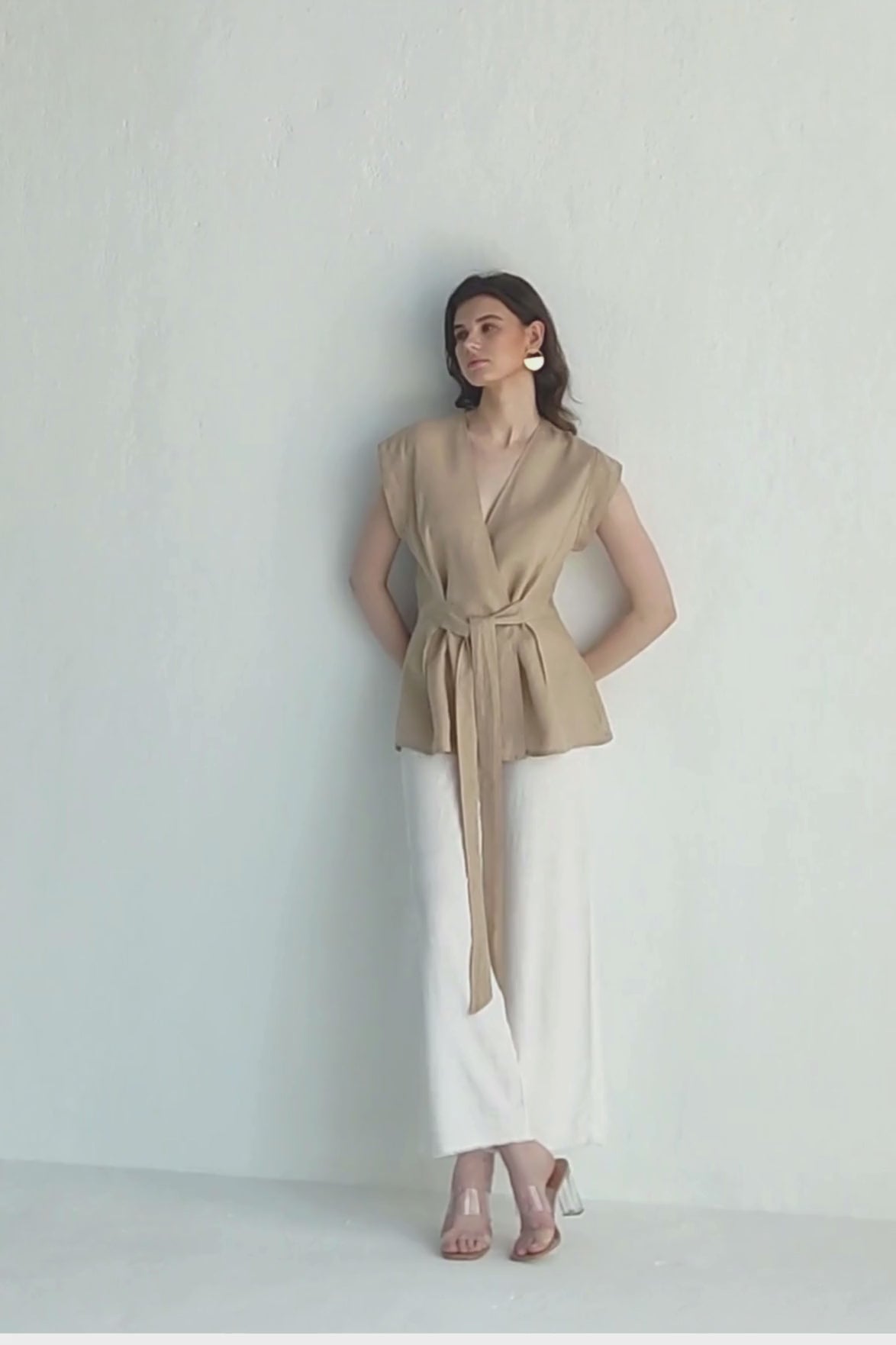 Power Moves Short Sleeve Top in Neutral Beige Moodshot Video