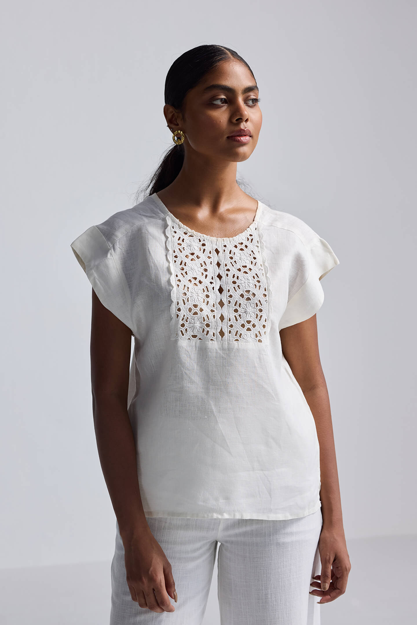 Boxy shirt with Embroidered Lace Detail Medium Shot