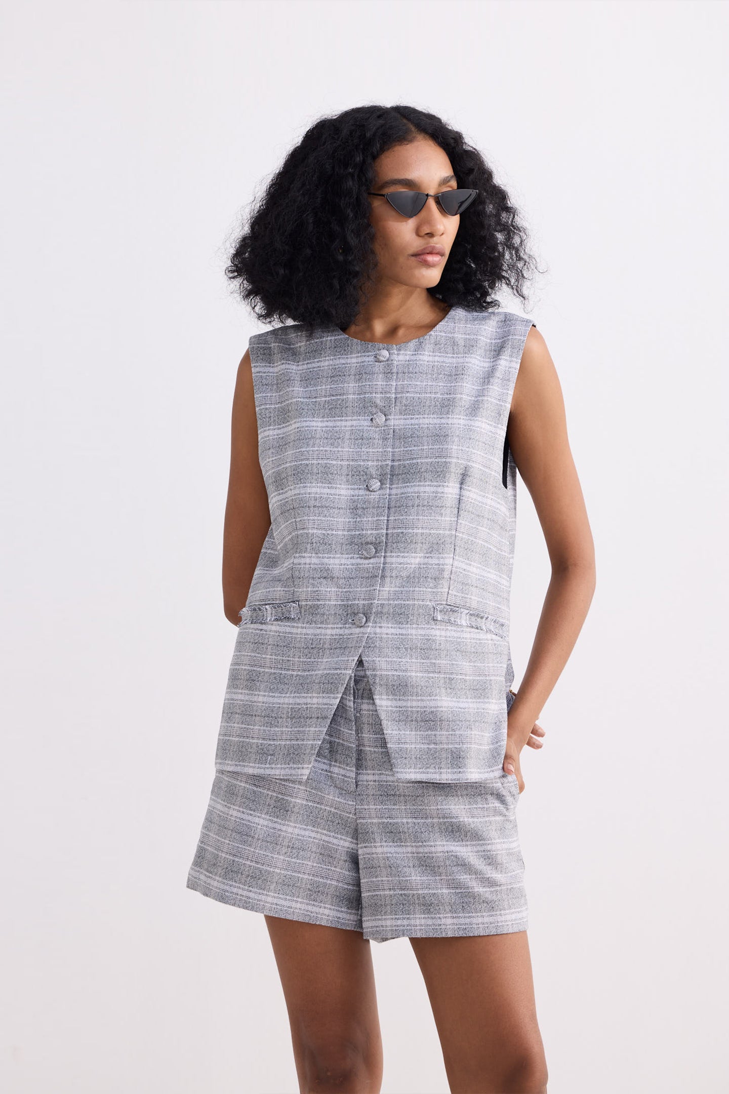 Cotton Tweed Vest Jacket in Grey Longshot