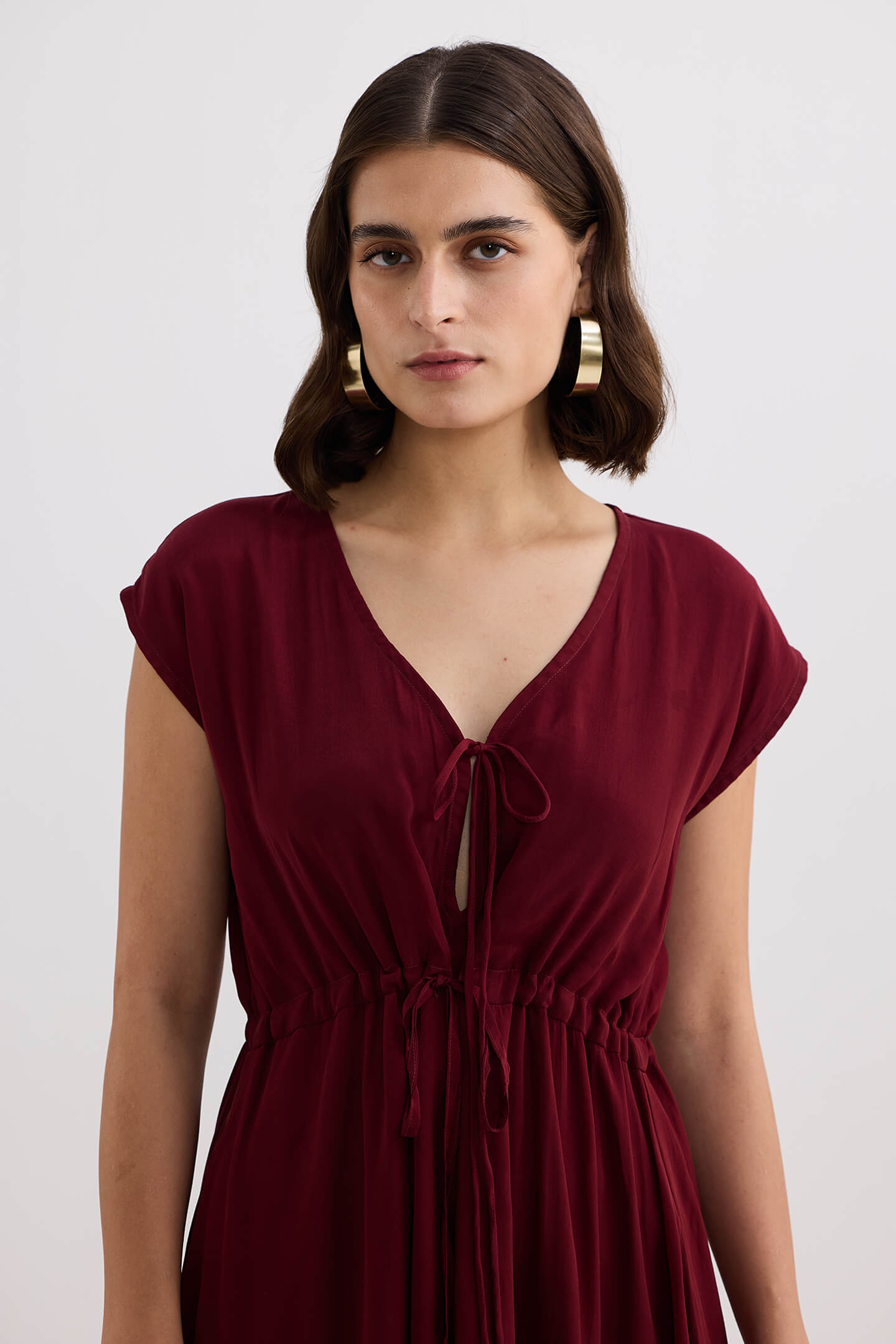 Deep V-neck Gathered Dress in Burgundy Longshot