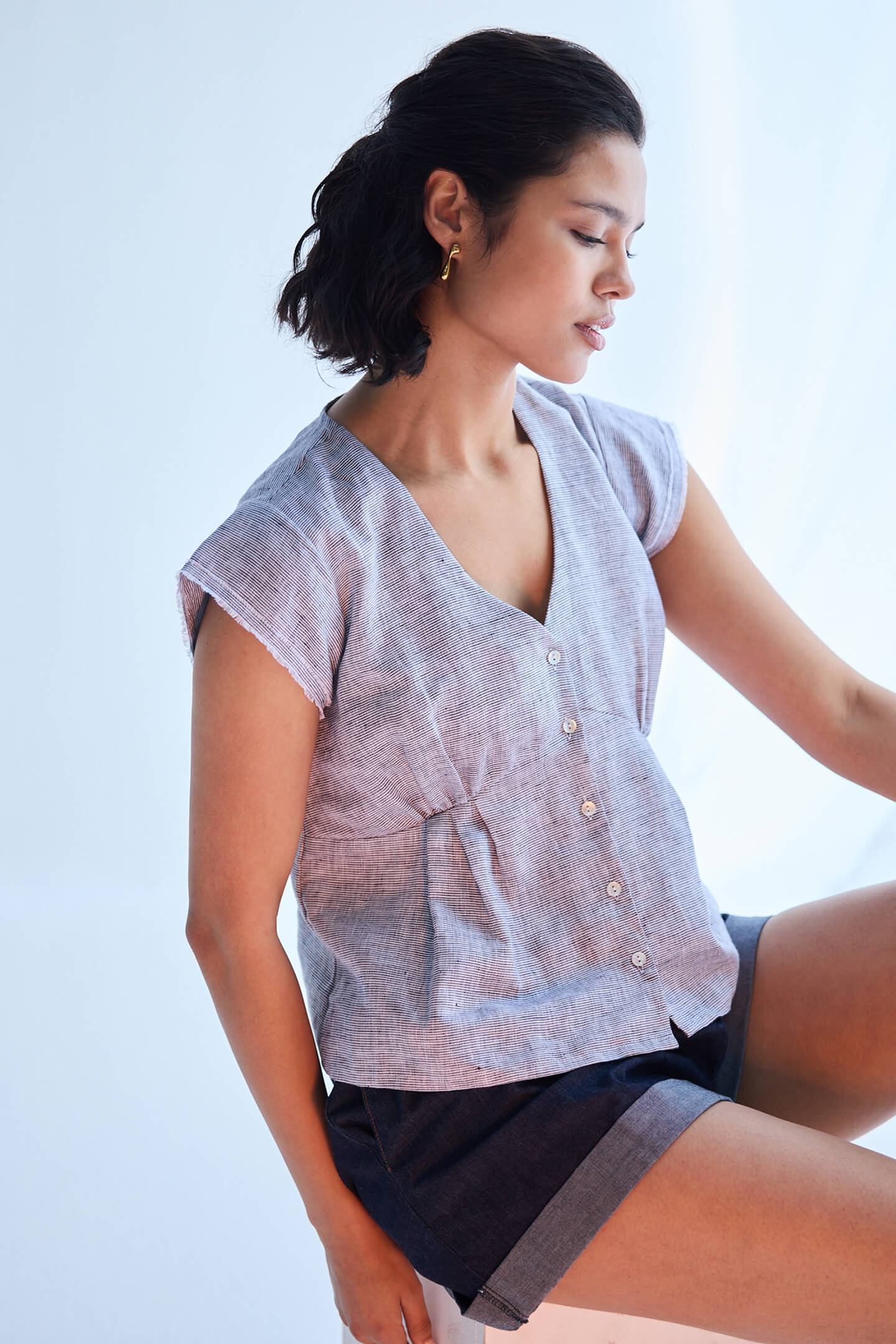 Deep V-neck short top in Linen Stripes Longshot