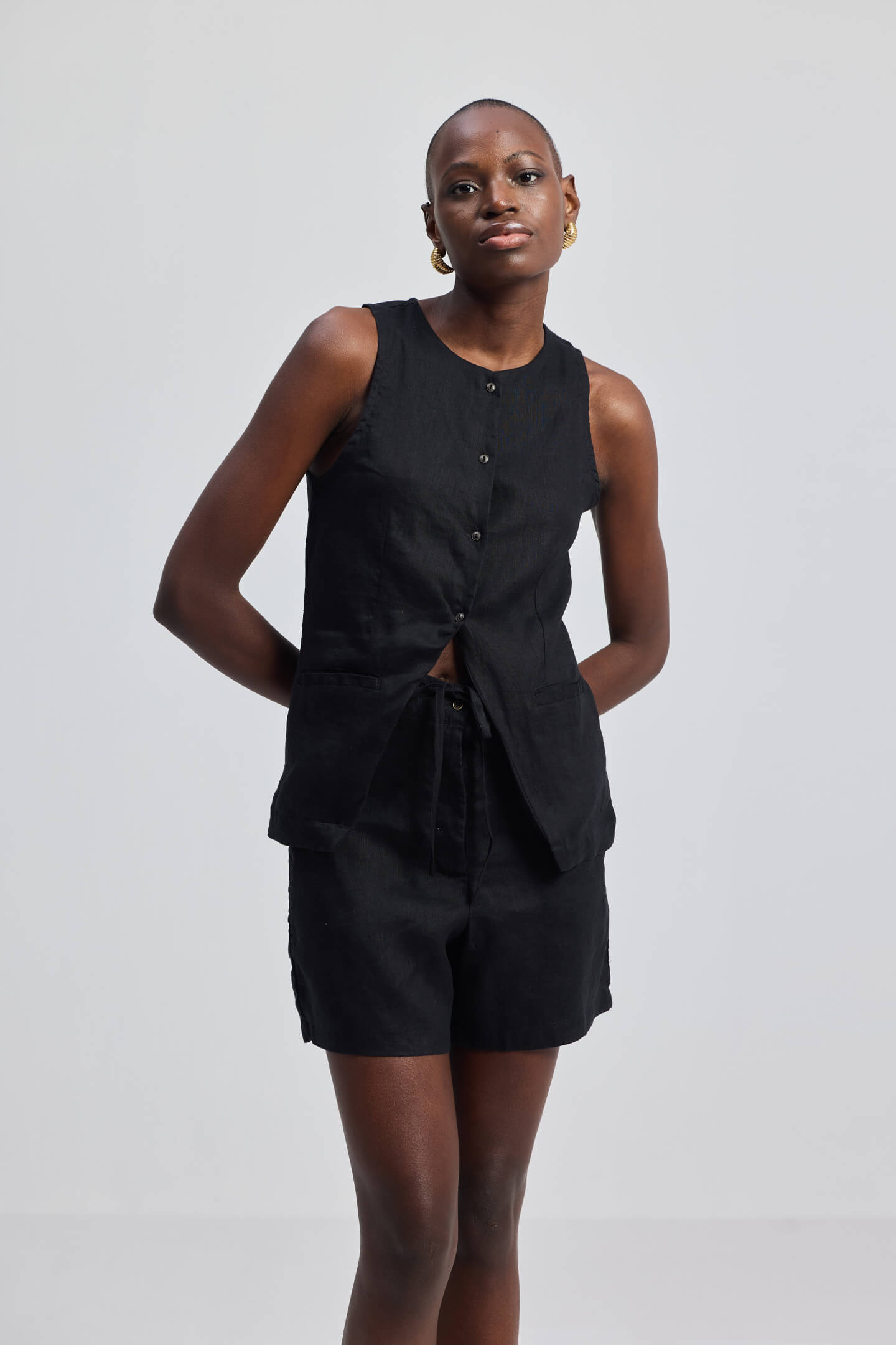 Hemp Shorts in Black Longshot