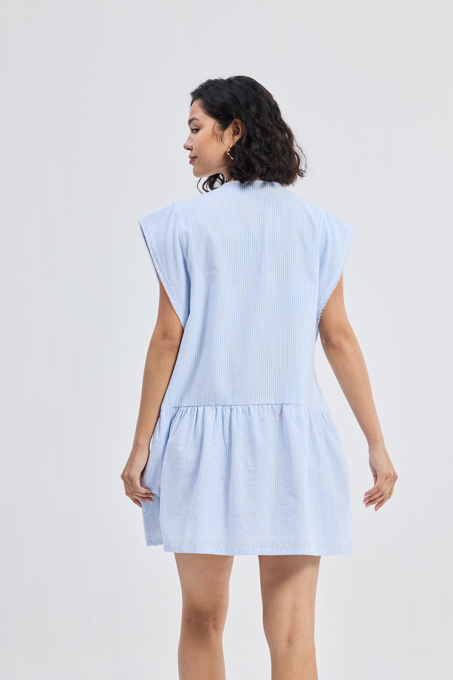 Oversized V neck Short Dress with Frayed Sleeves Long Shot