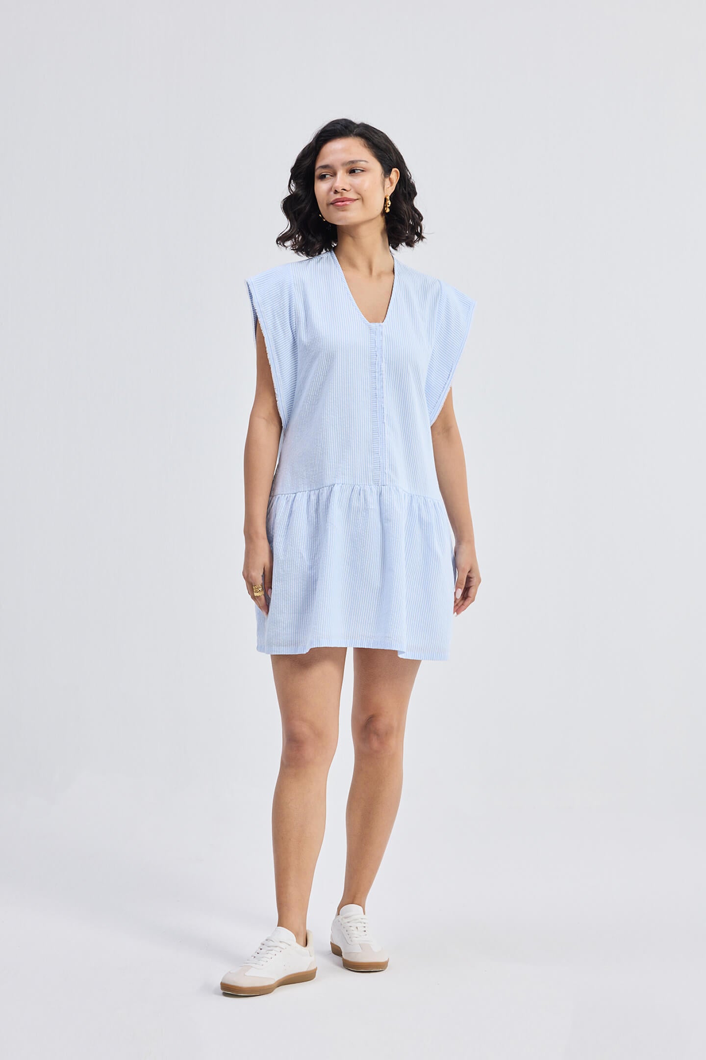 Oversized V neck Short Dress with Frayed Sleeves Long Shot