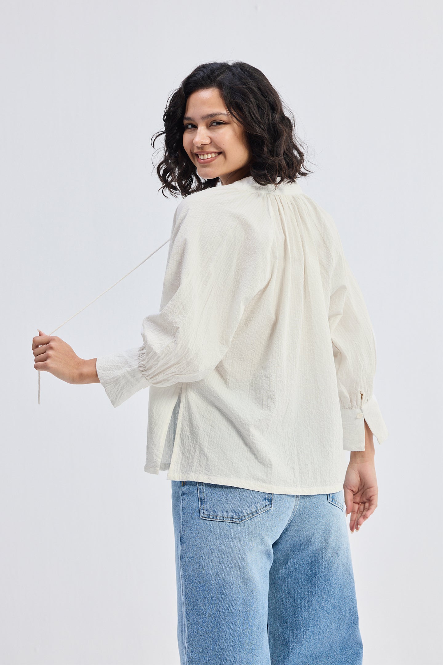 Relaxed Fit Top with Front-tie in Cream Longshot