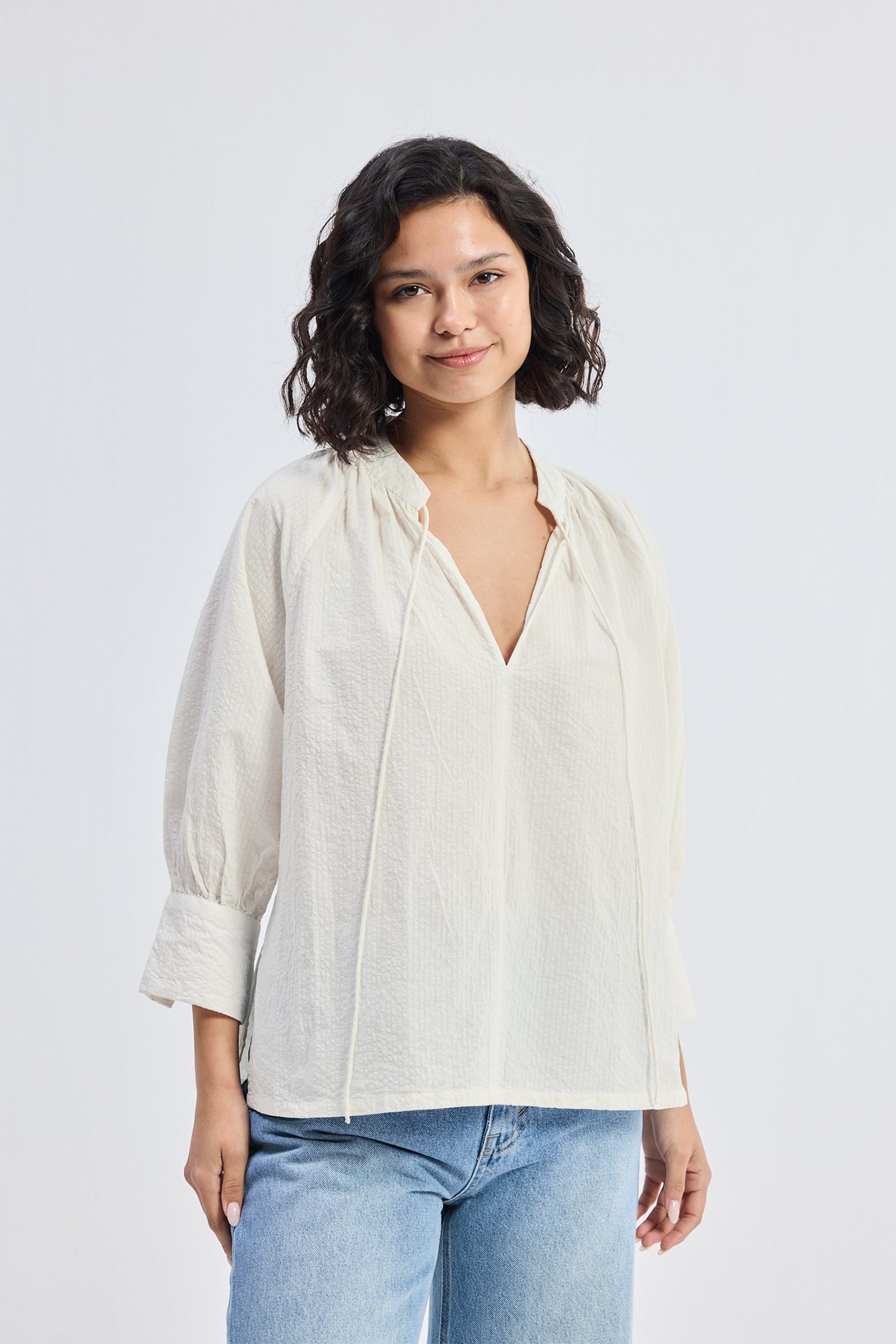 Relaxed Fit Top with Front-tie in Cream Longshot