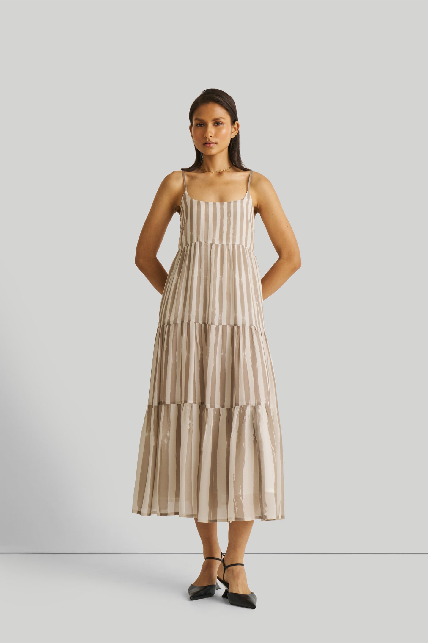 STRAPPYECRUTIEREDMAXIDRESS5