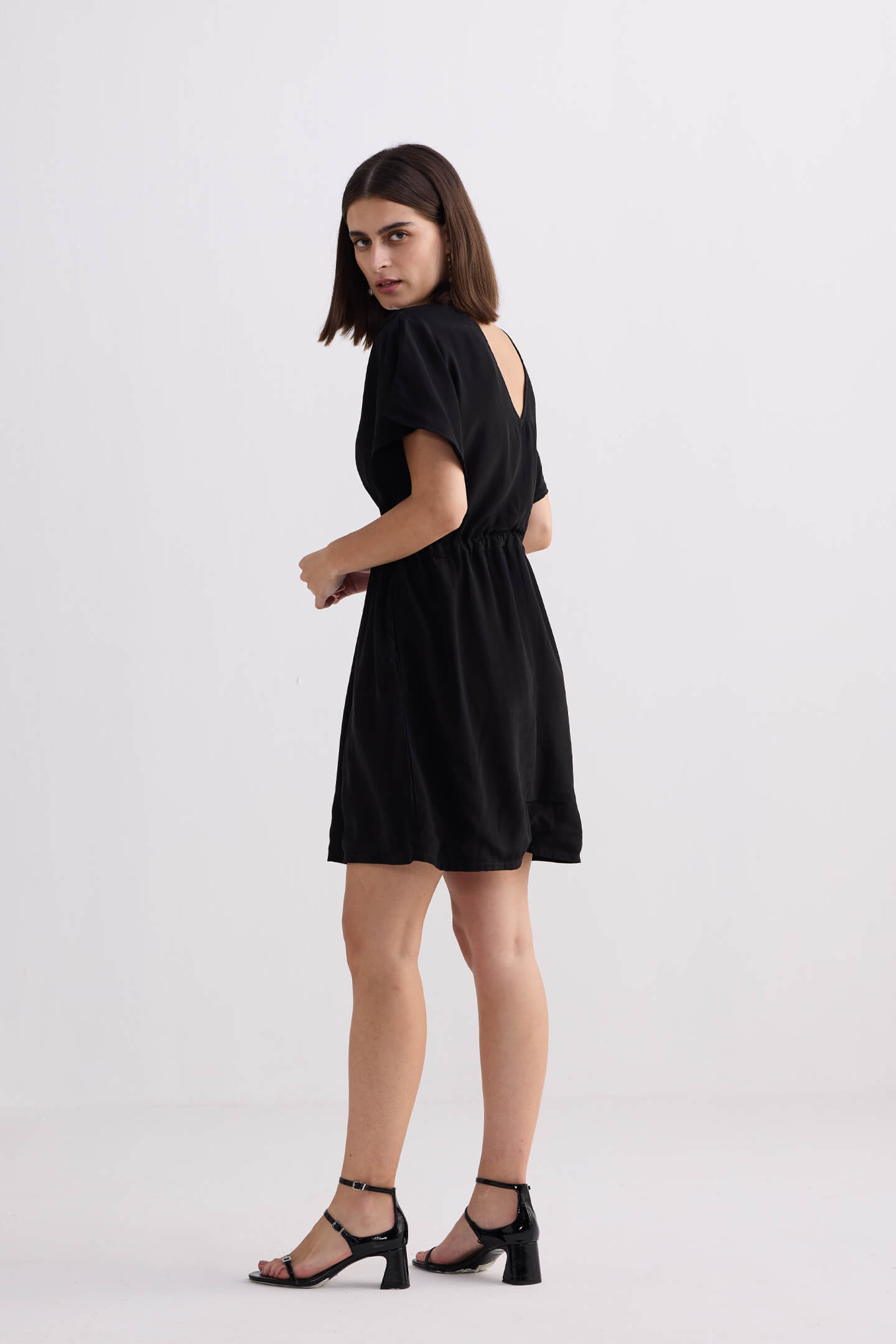 Short gathered Dress in Black Longshot