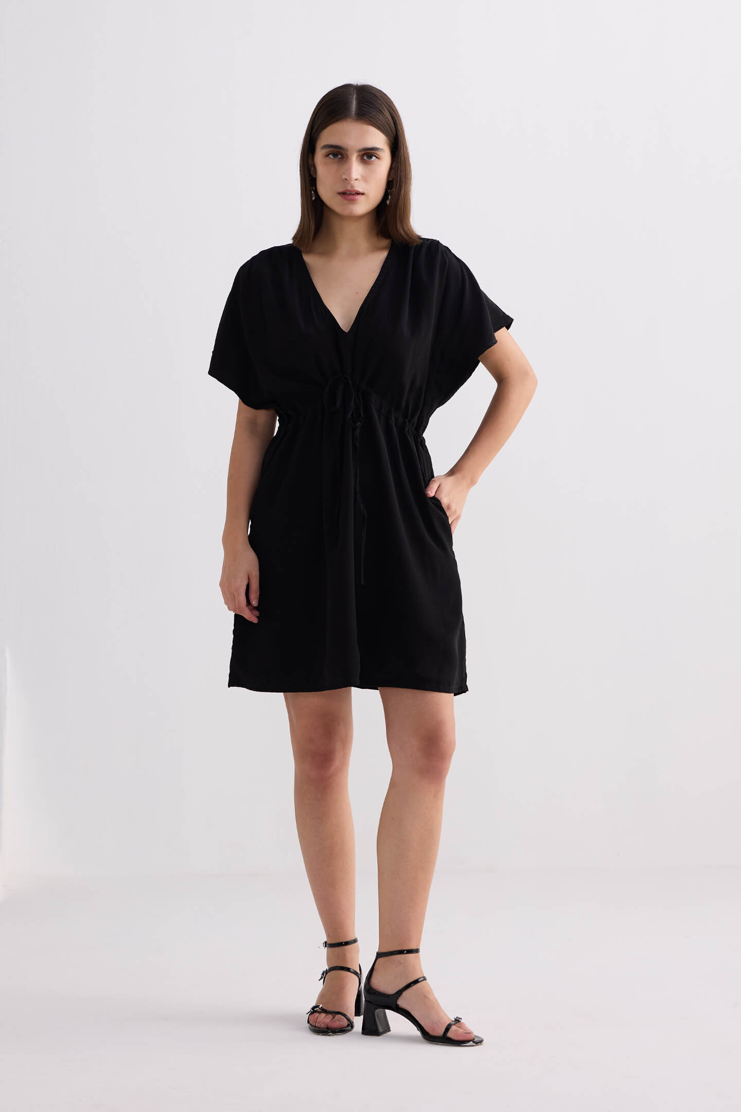 Short gathered Dress in Black Longshot