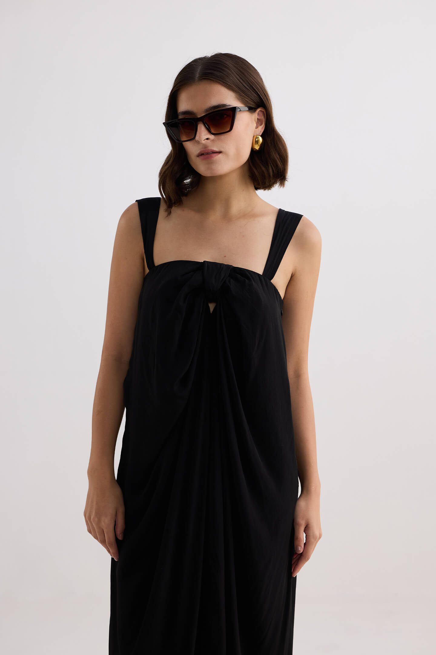 Twilight Twist Strappy Maxi Dress in Black Closeup