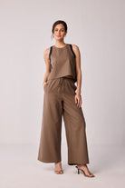 Matching Set with Wide-leg Pants and Colorblock Top in Brown