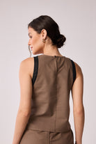 Matching Set with Wide-leg Pants and Colorblock Top in Brown