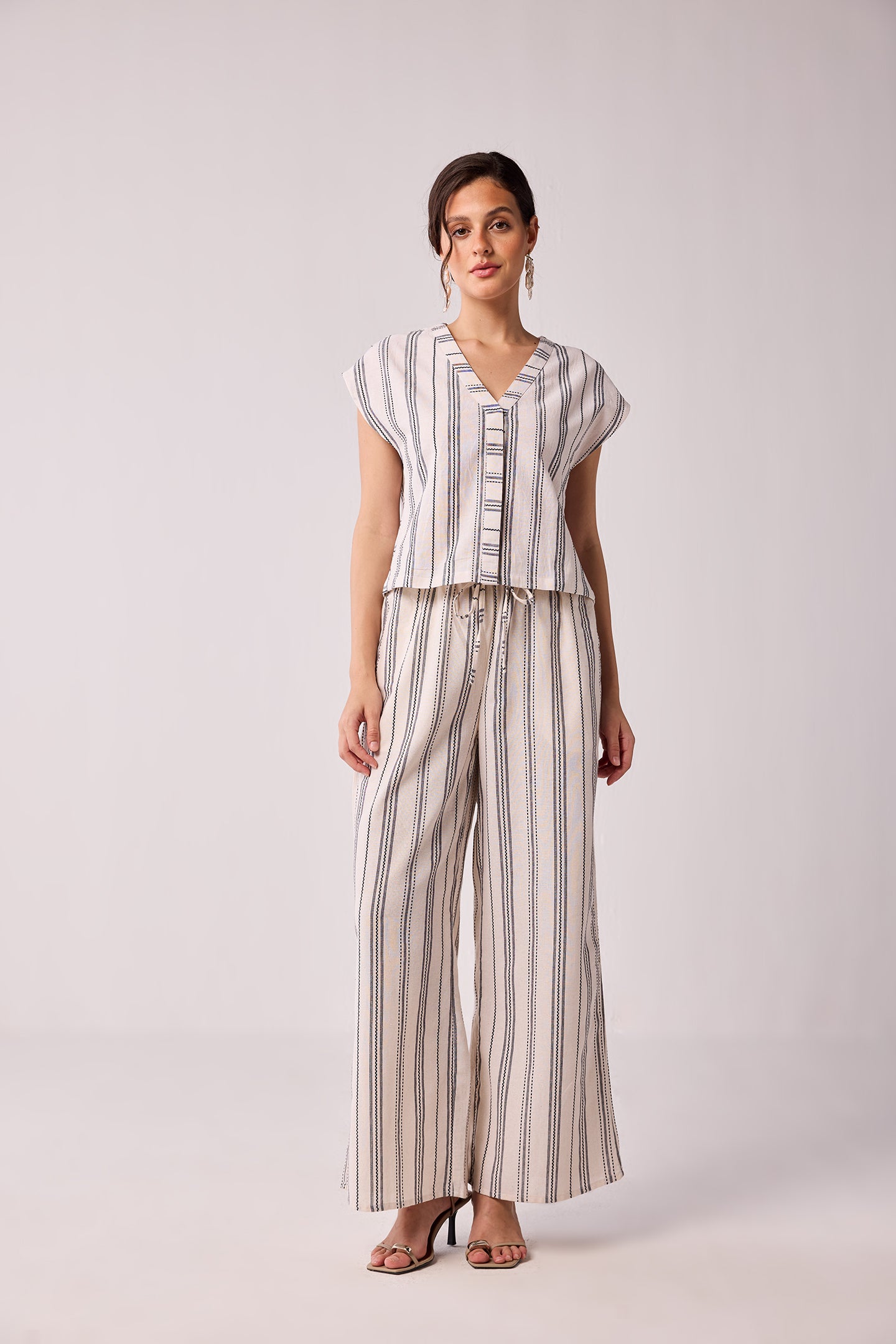 Striped Matching Set with Wide-Leg Pants and V-neck Top