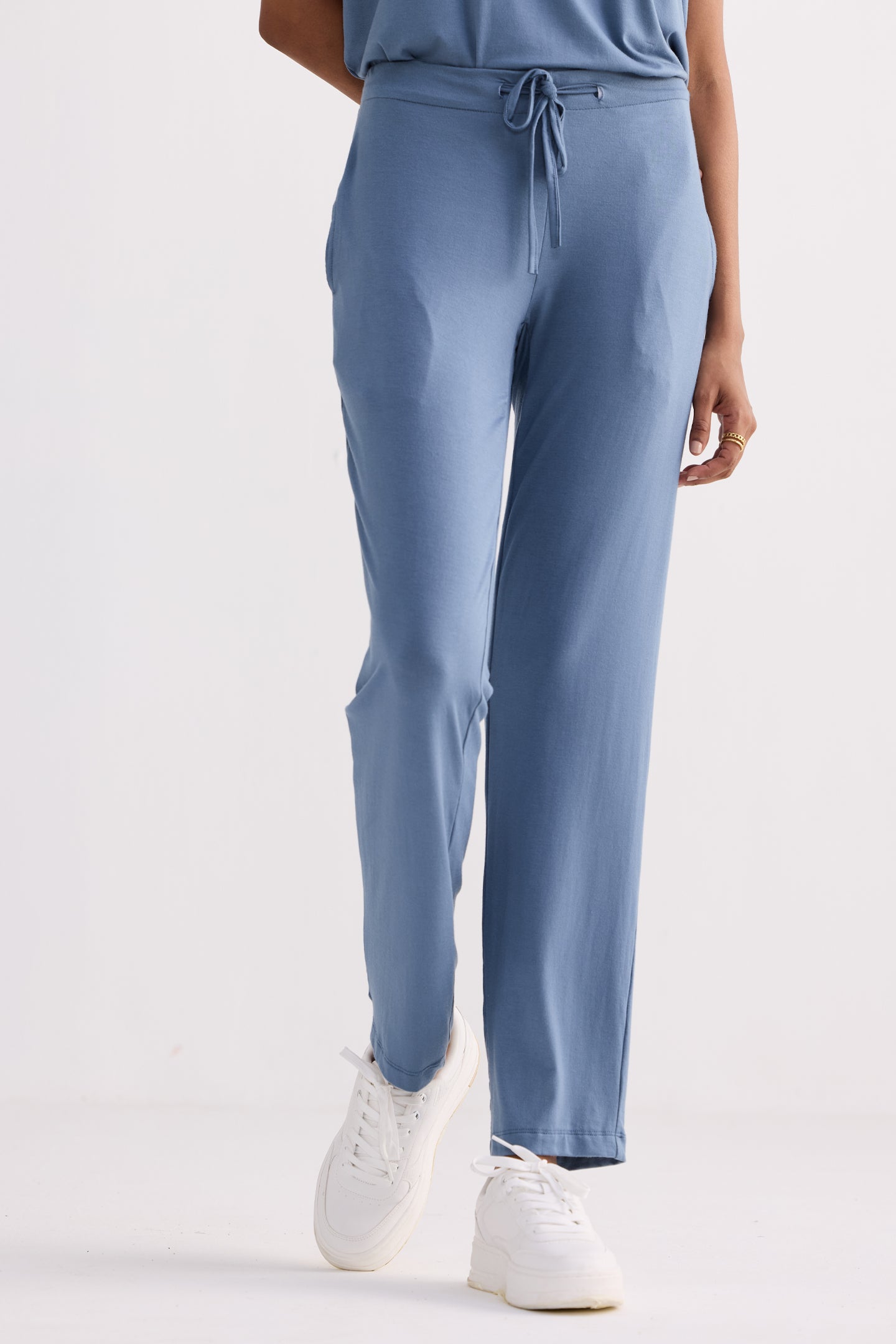 Wide Leg Pant in Blue Closeup