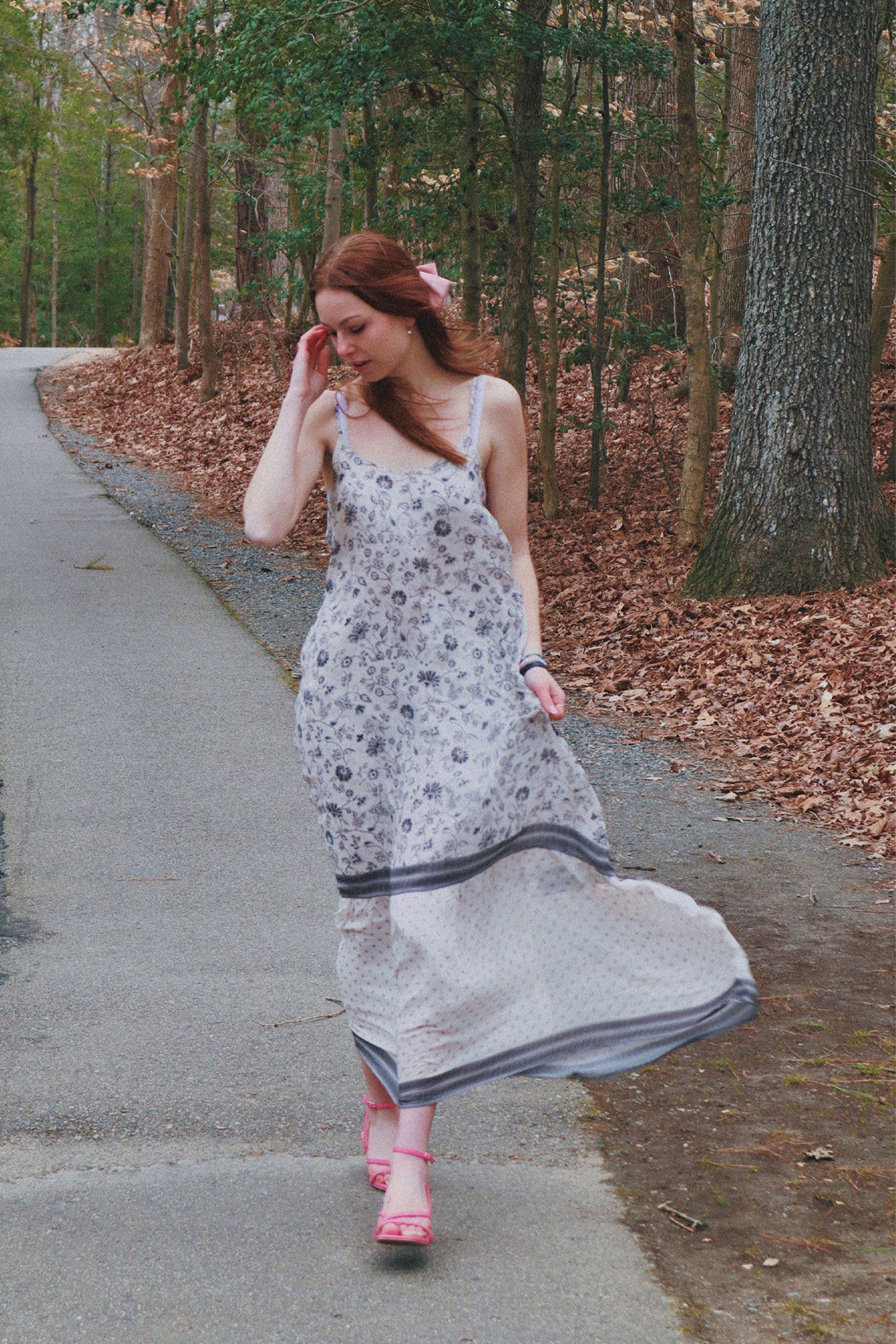 flowy-maxi-dress-in-black-florals-8