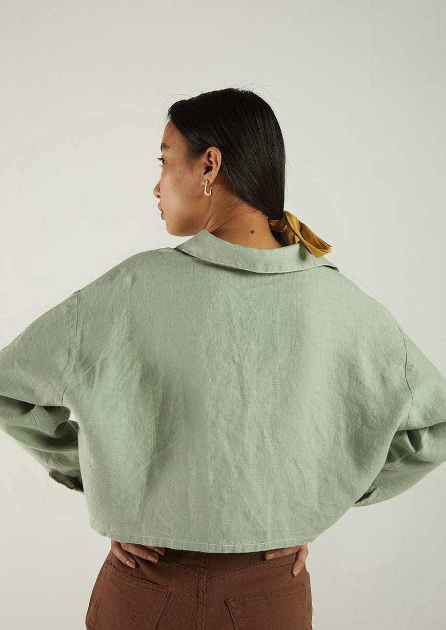 Crop it Like its's Hot Shirt - Reistor