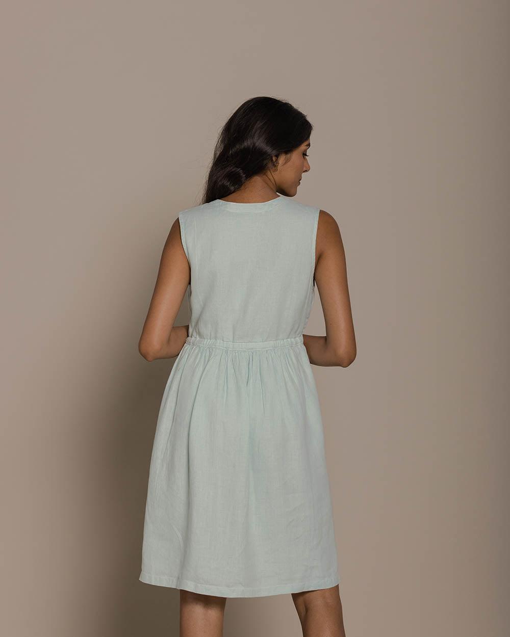 Reistor Pina Colada Season Dress with a sleeveless design, gathered waist and breathable sustainable fabric in soft mint