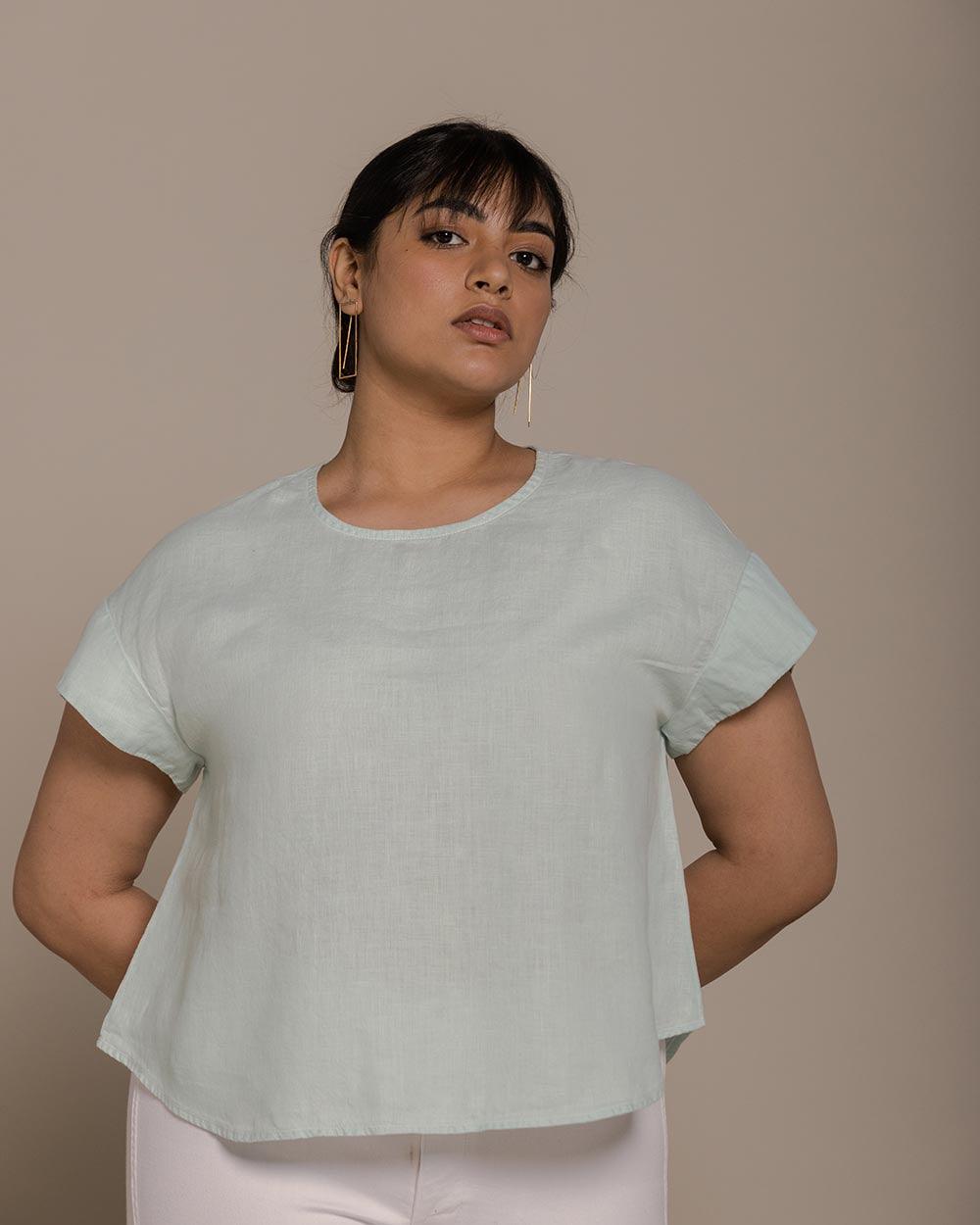 mint mini sleeves top with a peephole back, timeless yet comfortable 