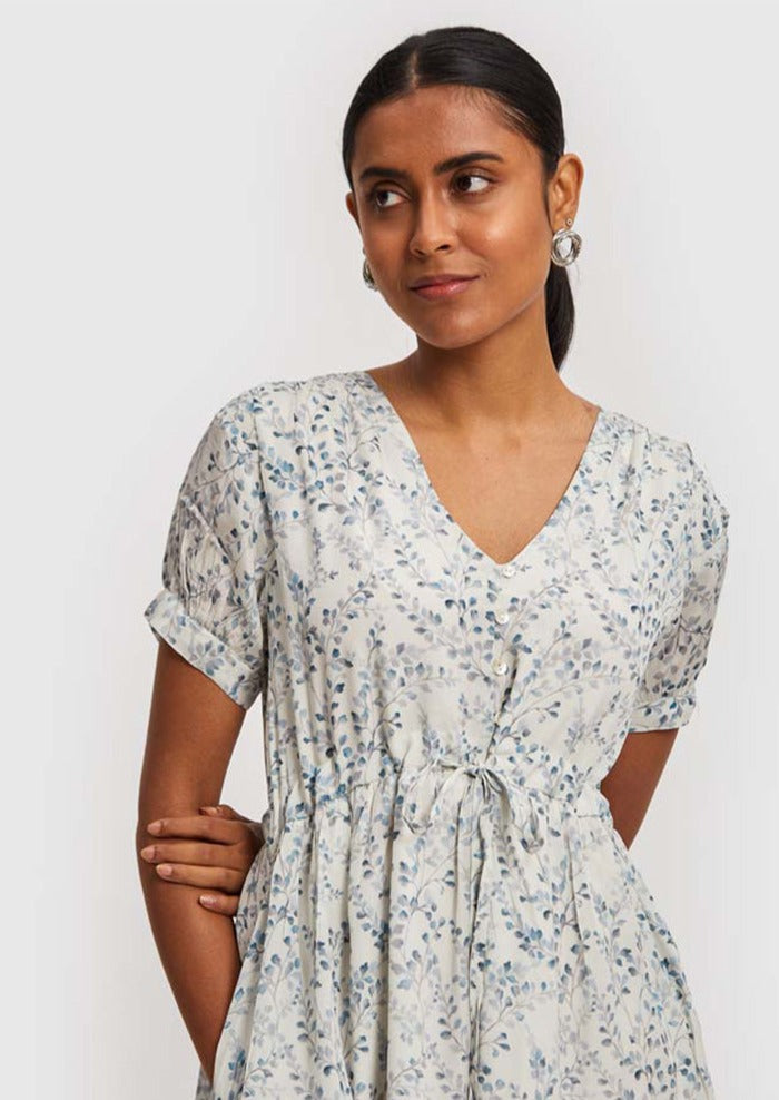 SHORT-DRAWSTRING-DRESS-5_e817c9d1-dd9b-4d99-824e-d80a36d293c5