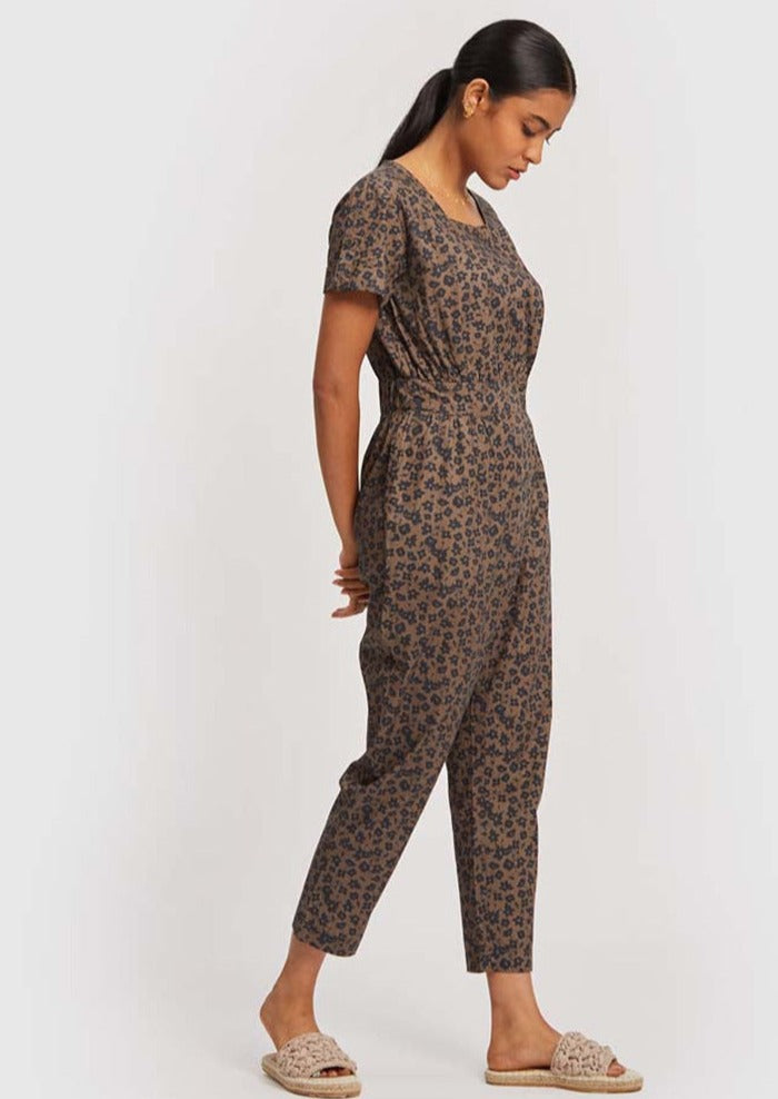 SPOTTED-OVERLAP-JUMPSUIT-3